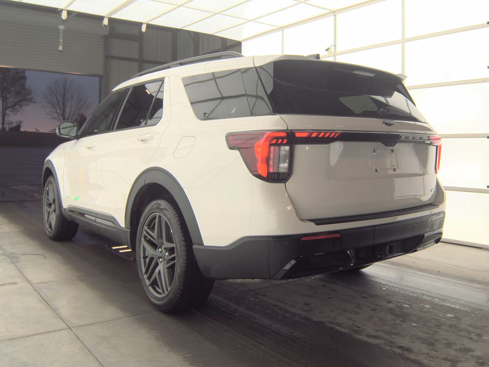 2025 Ford Explorer ST-Line AWD