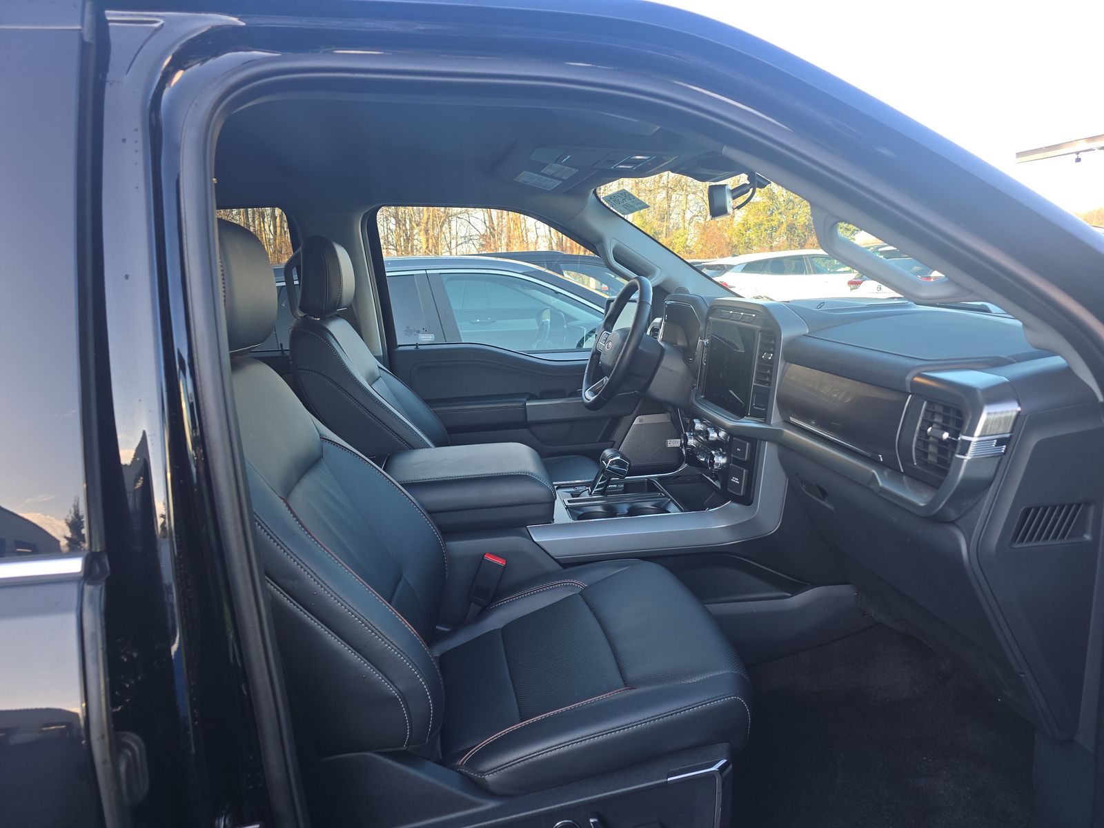 2023 Ford F-150 Lariat AWD