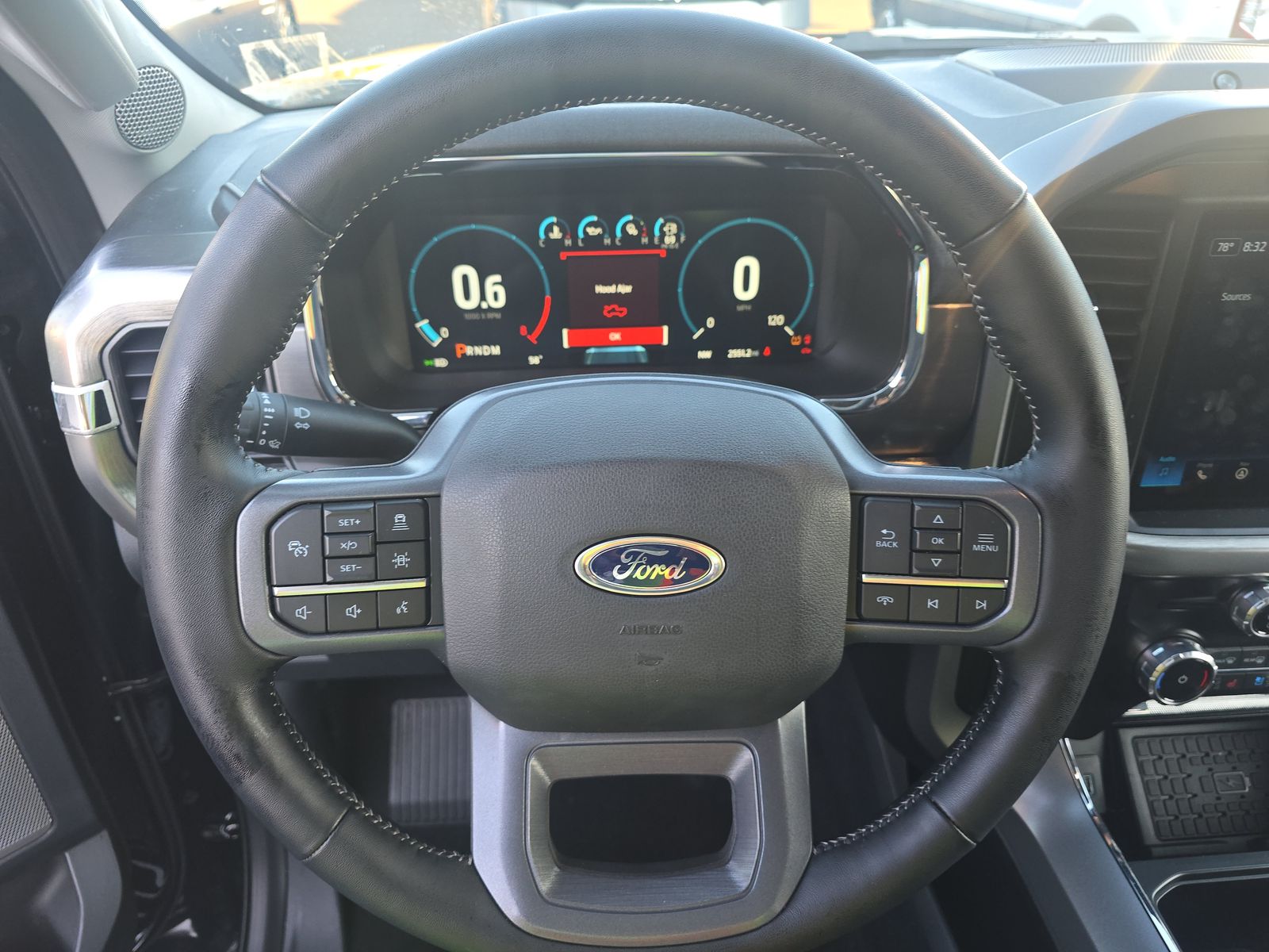 2023 Ford F-150 Lariat AWD