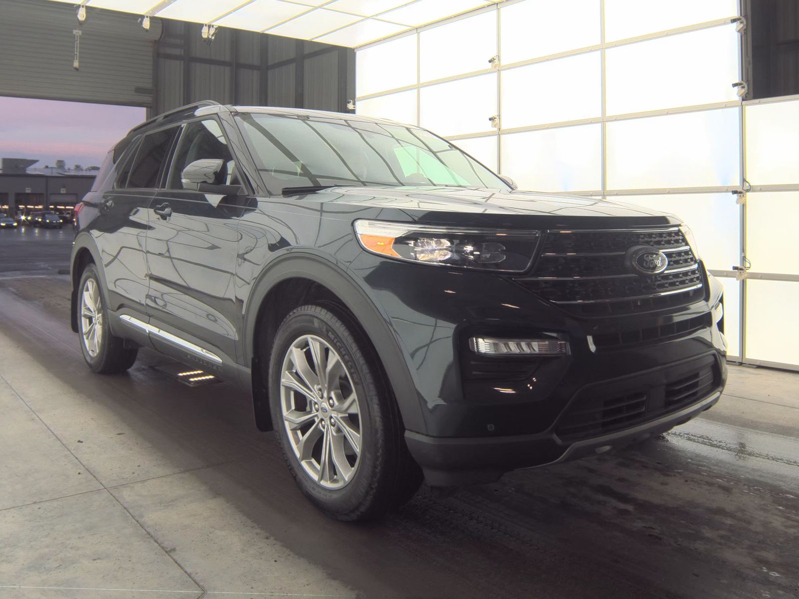 2024 Ford Explorer XLT AWD