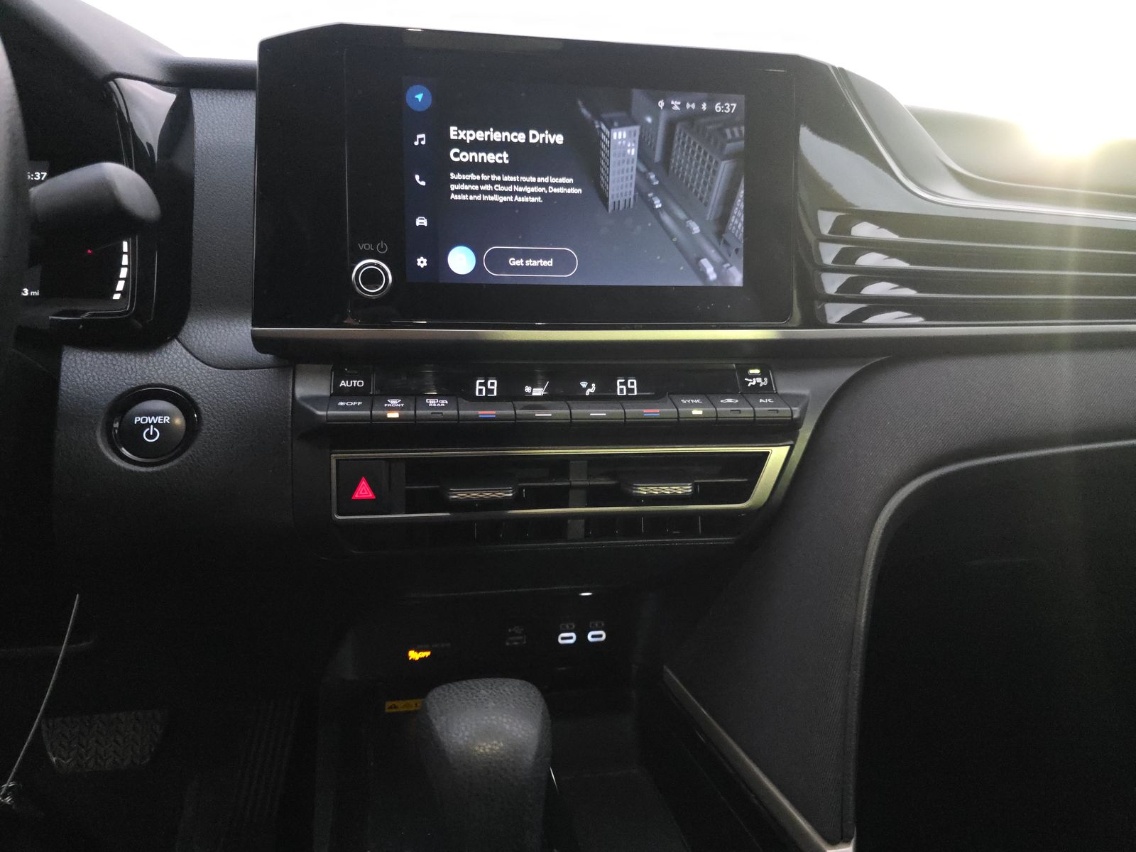 2025 Toyota Camry LE FWD