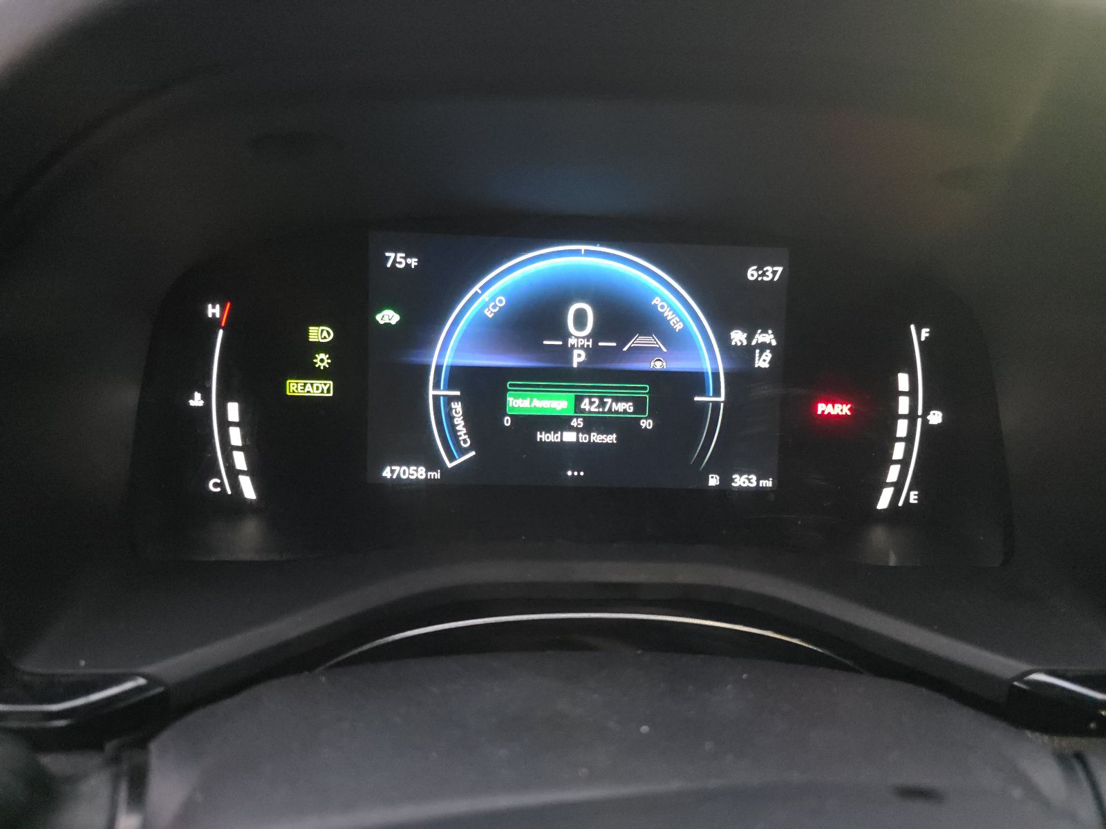 2025 Toyota Camry LE FWD