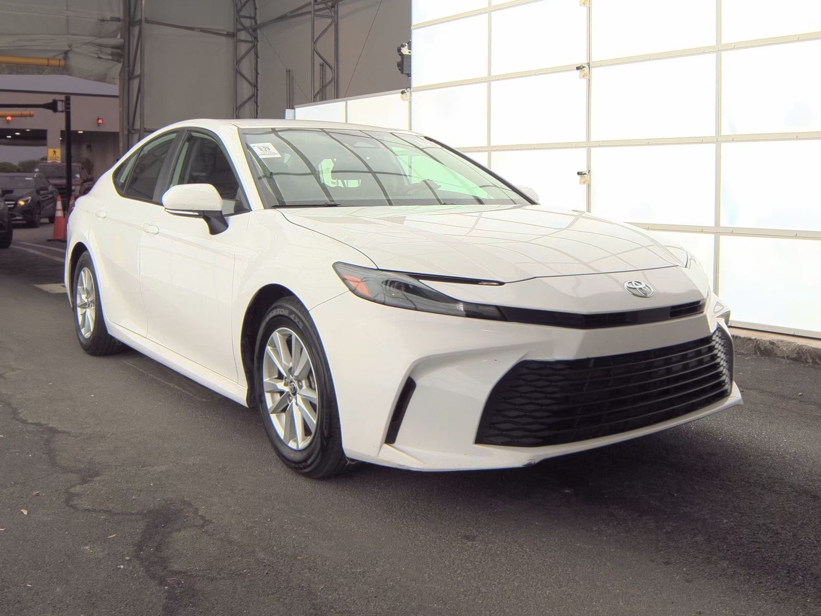 2025 Toyota Camry LE FWD