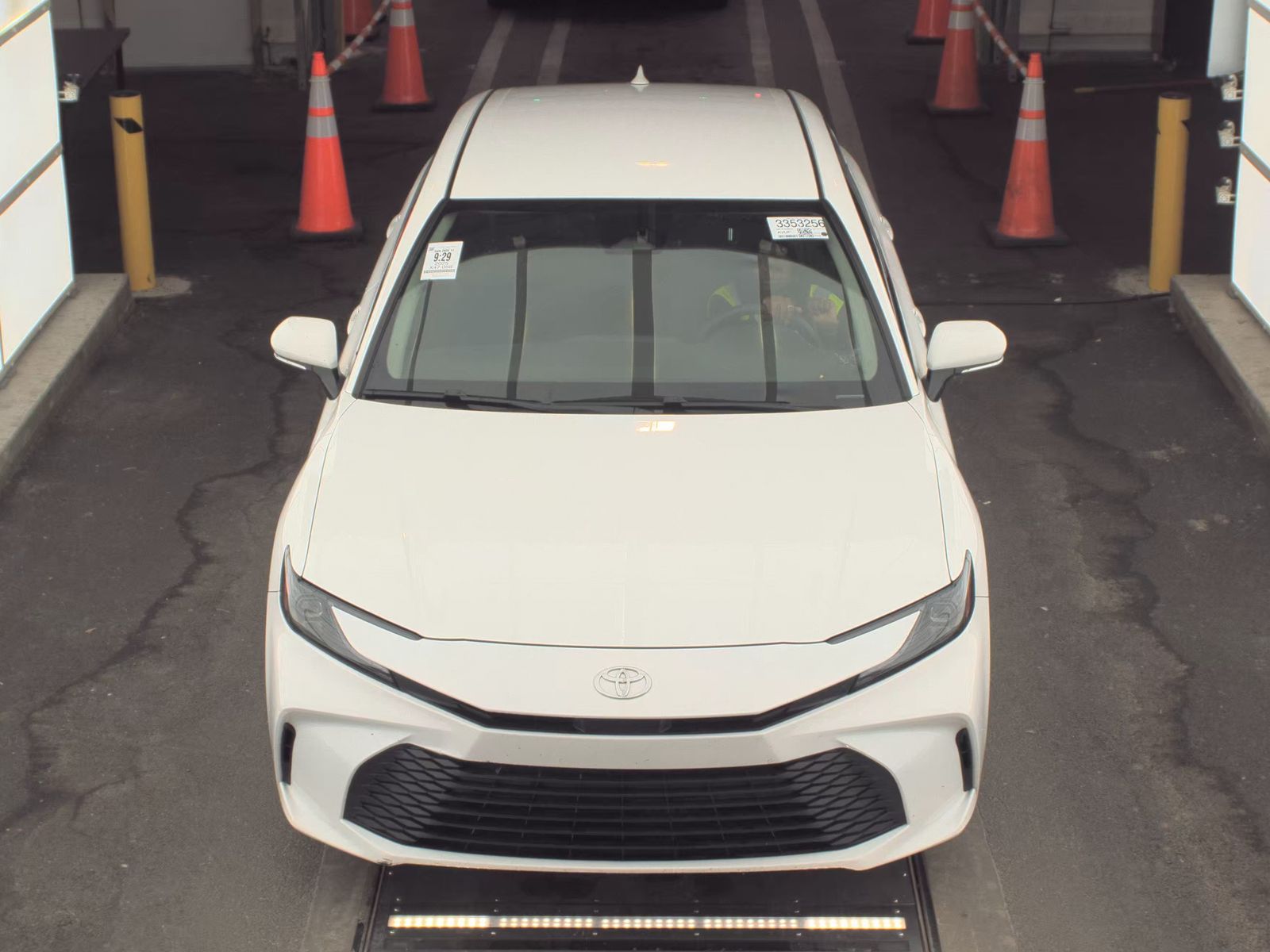 2025 Toyota Camry LE FWD