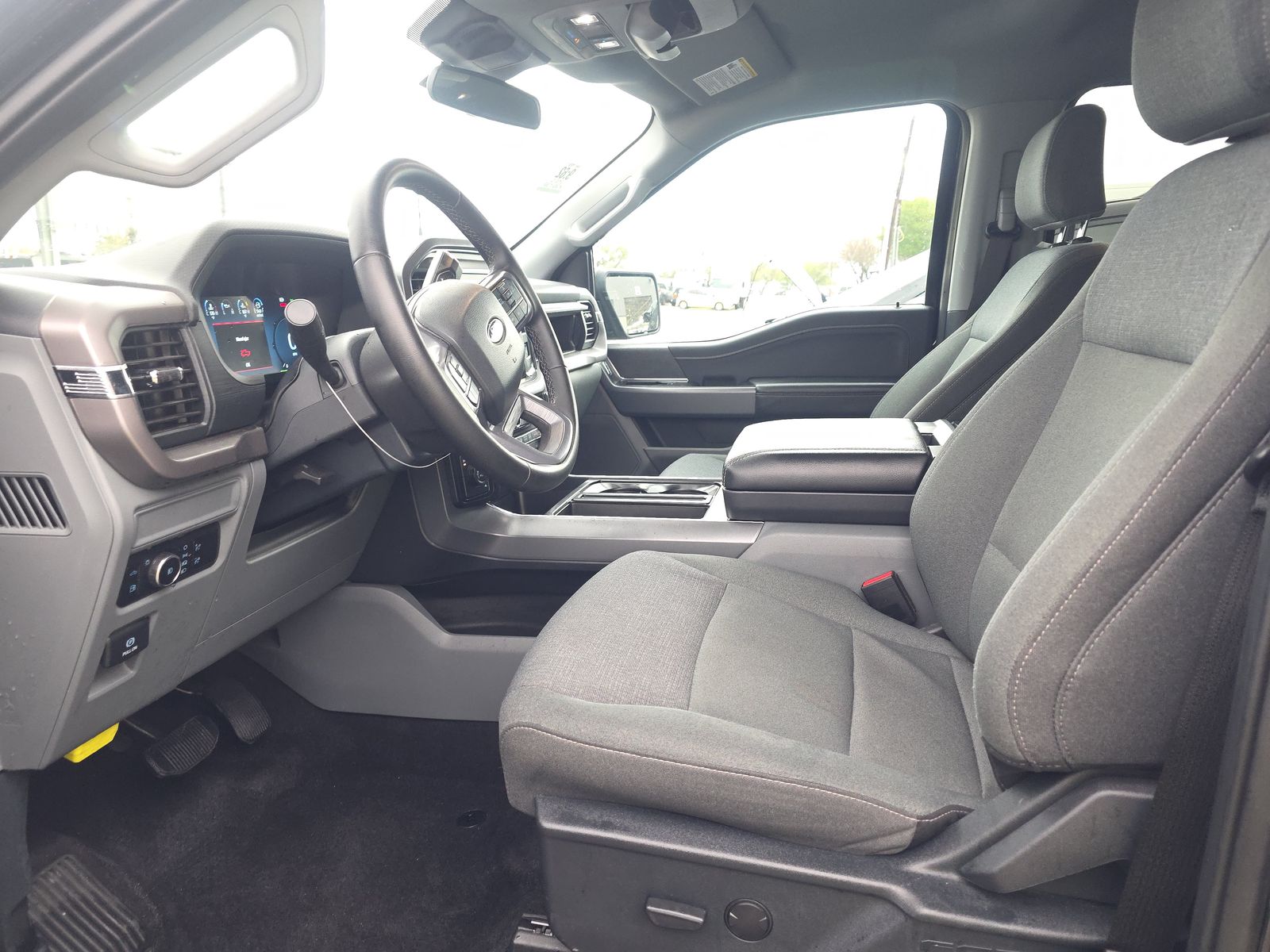 2025 Ford F-150 Hybrid XLT AWD