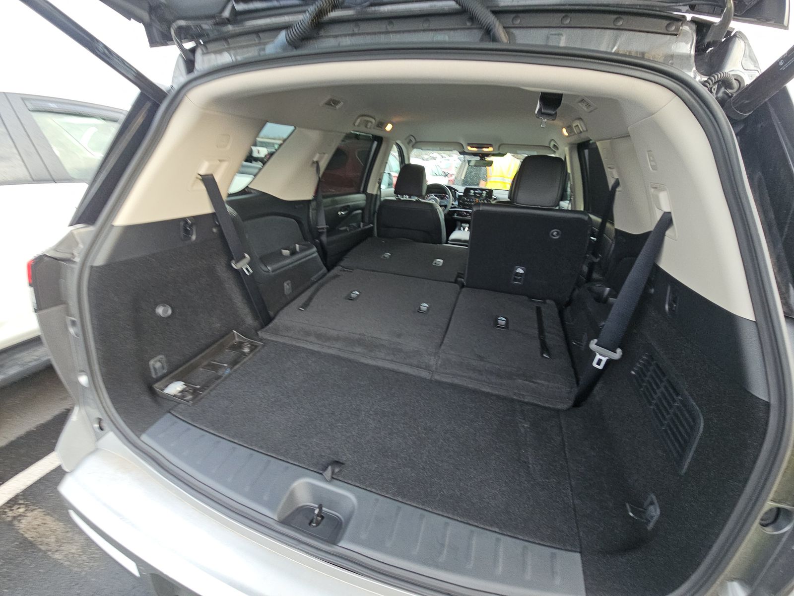 2025 Nissan Pathfinder SL AWD