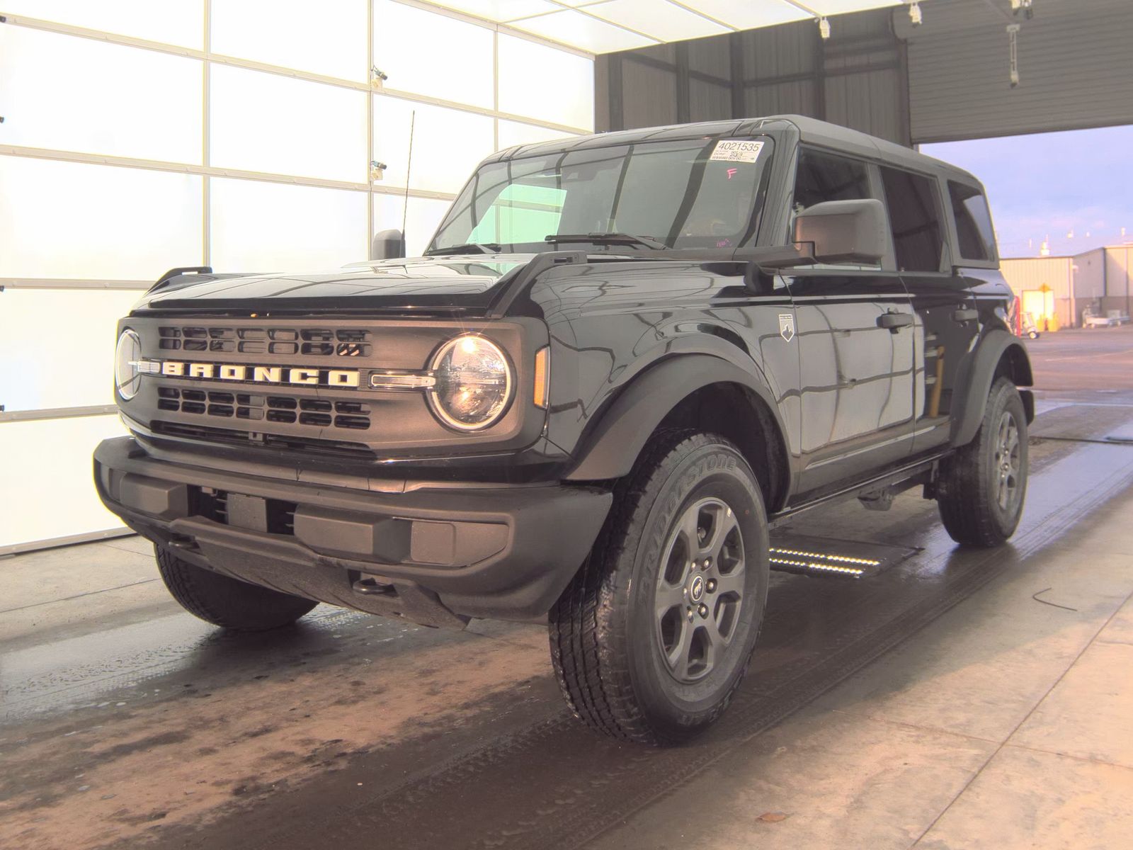 FORD BRONCO - 1