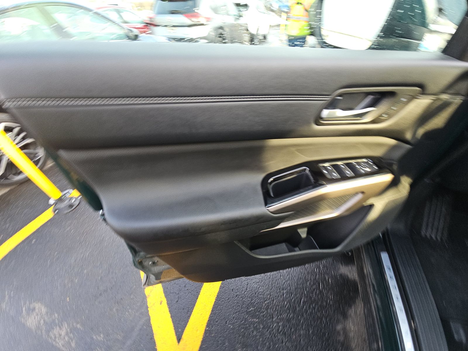 2025 Nissan Pathfinder Platinum AWD