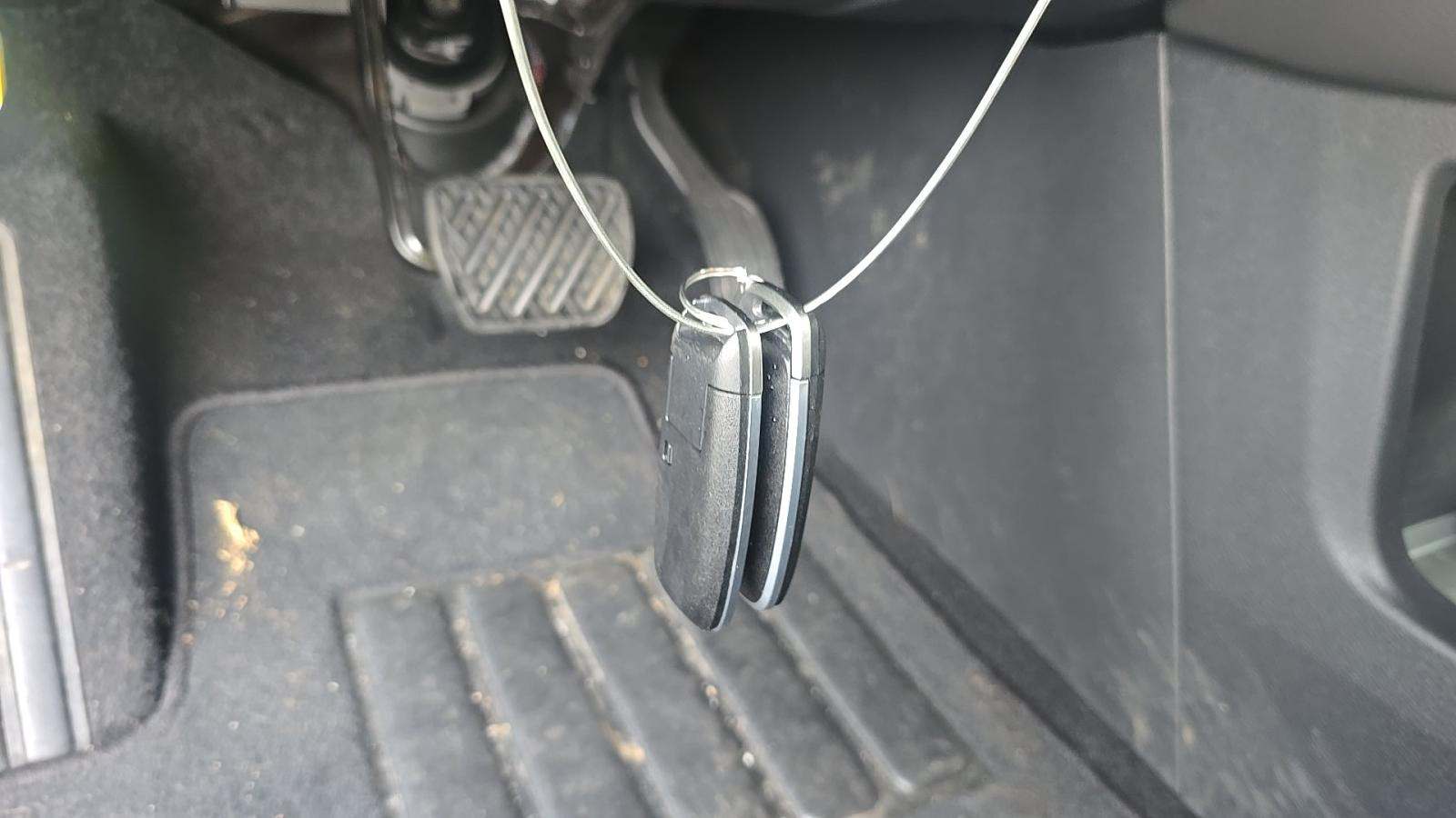 2025 Nissan Pathfinder SL AWD