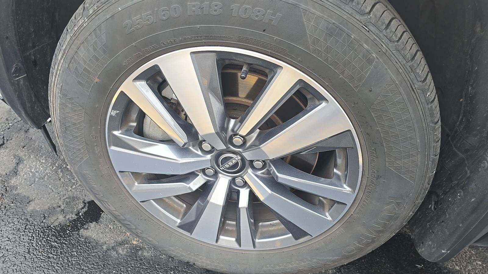 2025 Nissan Pathfinder SL AWD