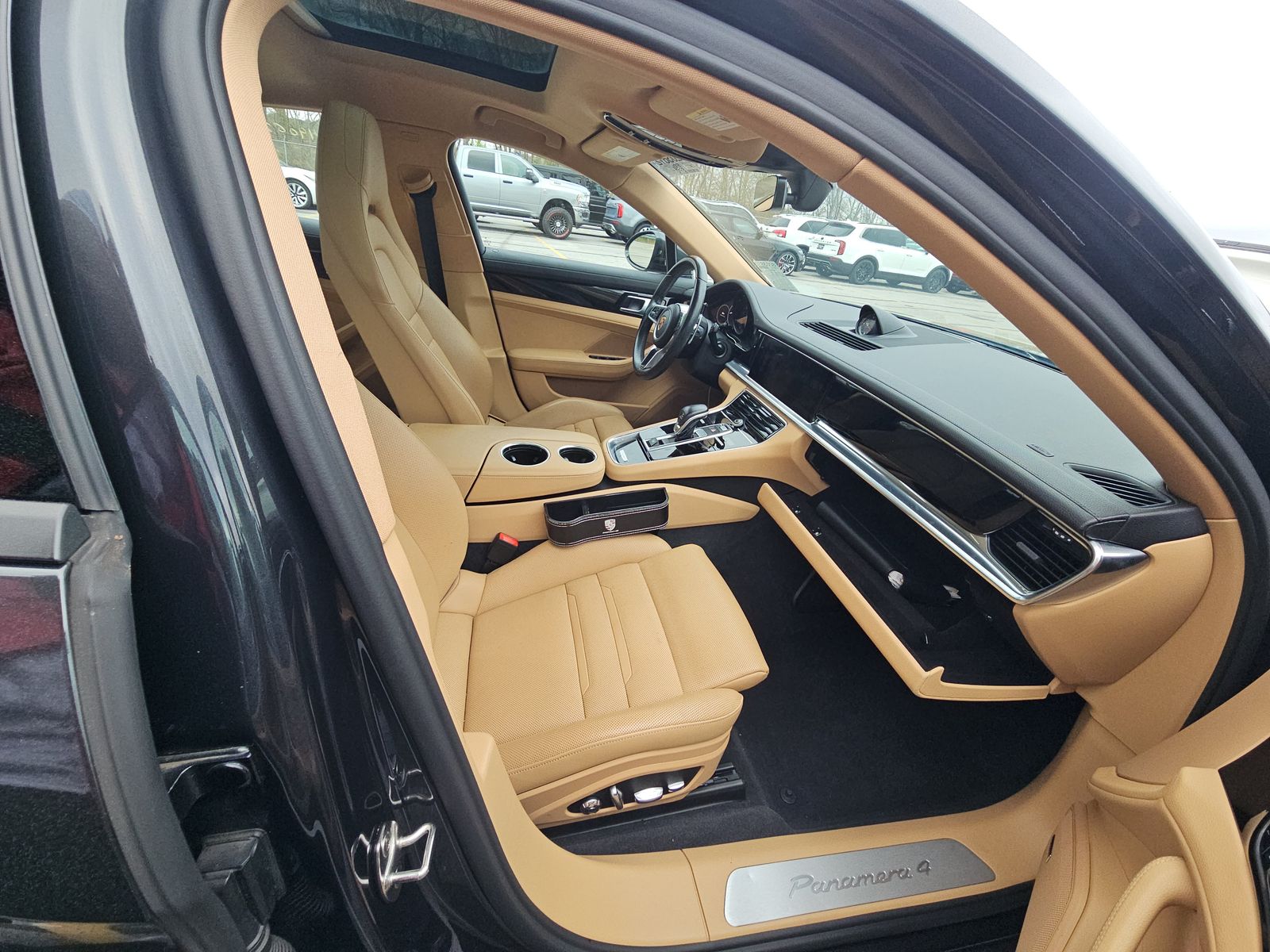 2017 Porsche Panamera 4 AWD