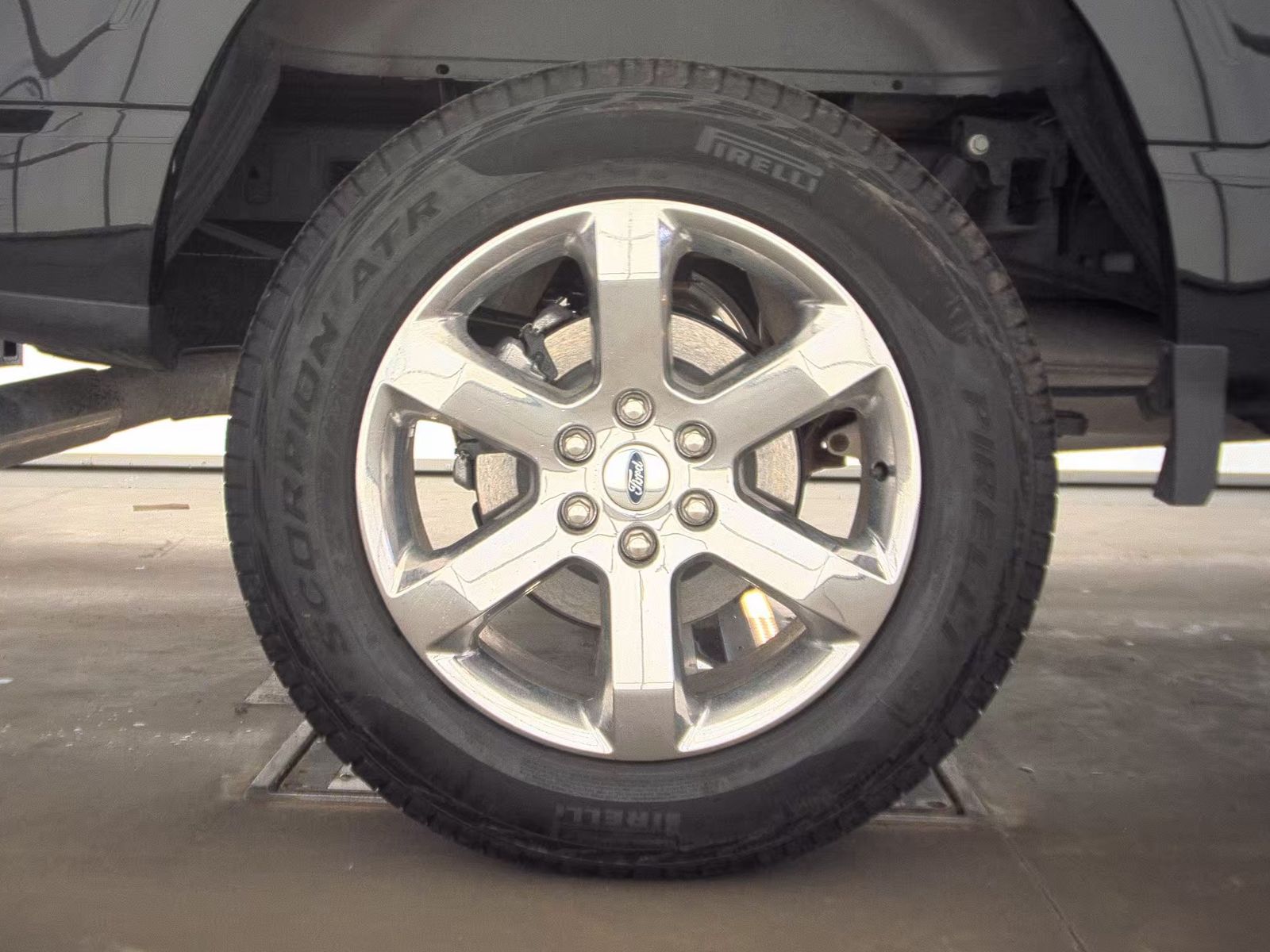 2023 Ford F-150 Lariat AWD