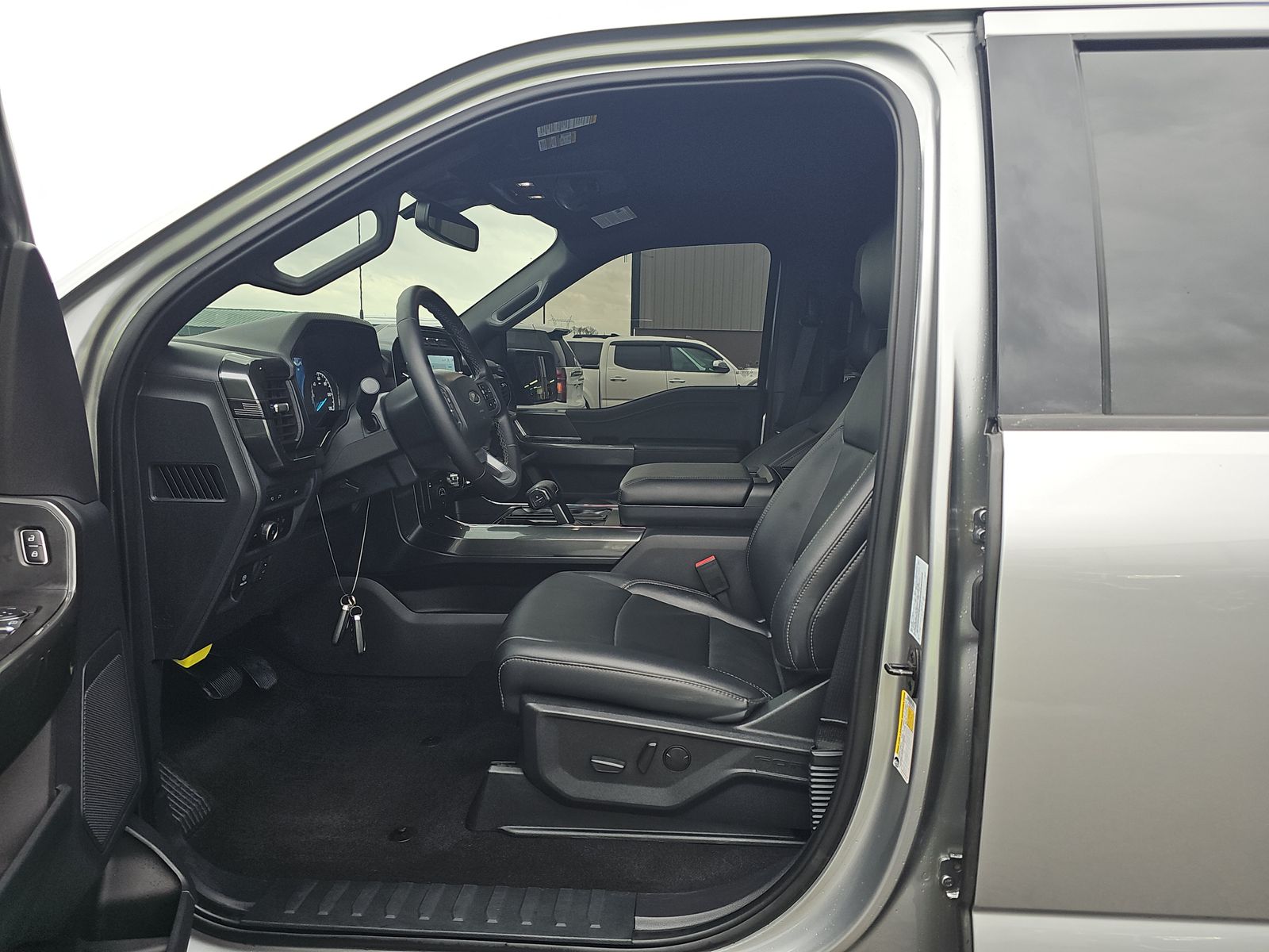 2023 Ford F-150 XLT AWD