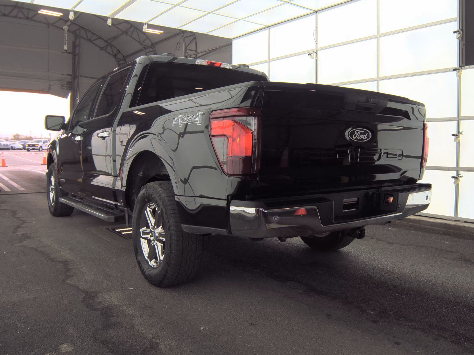 2025 Ford F-150 Hybrid XLT AWD