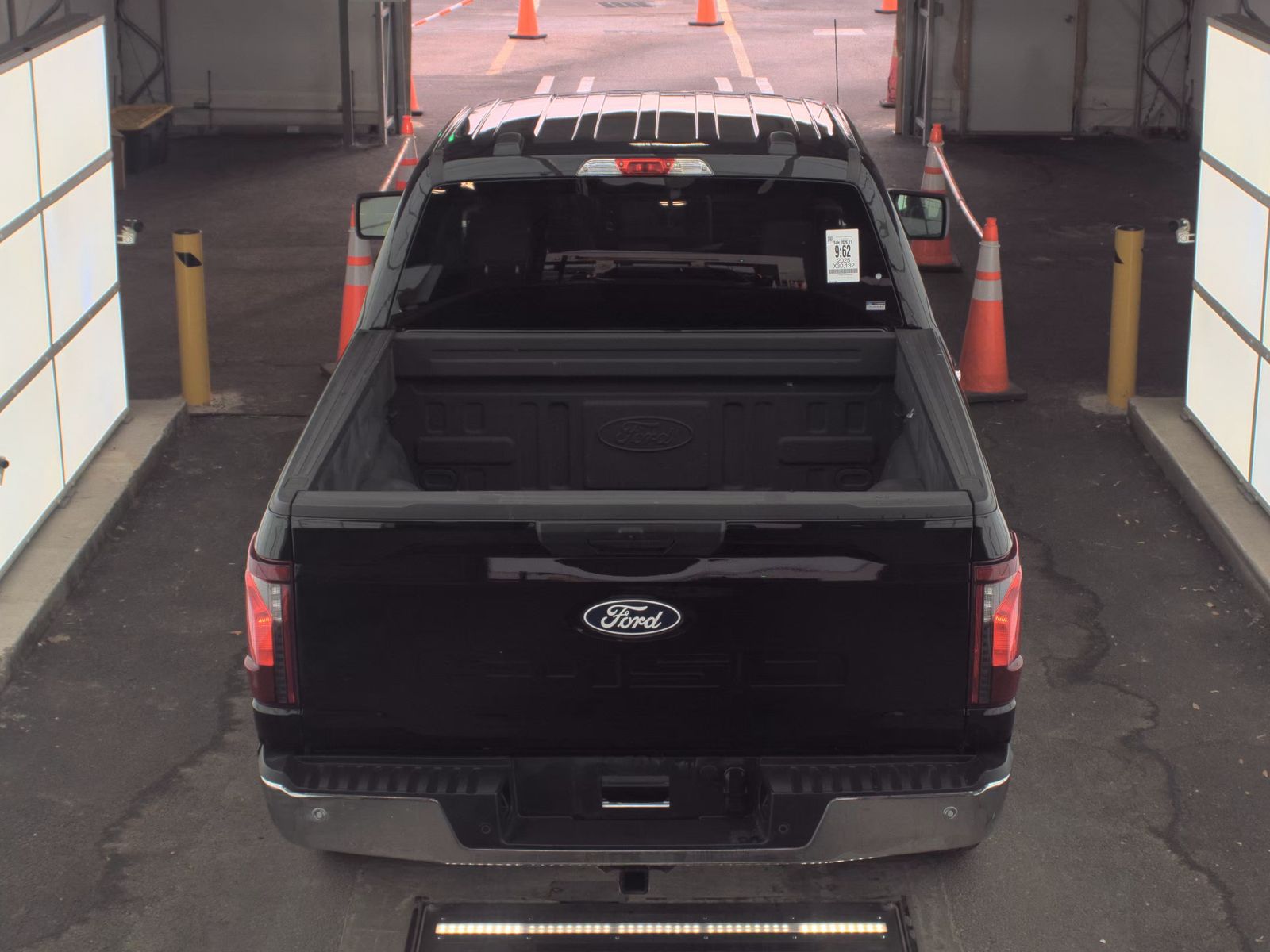 2025 Ford F-150 Hybrid XLT AWD