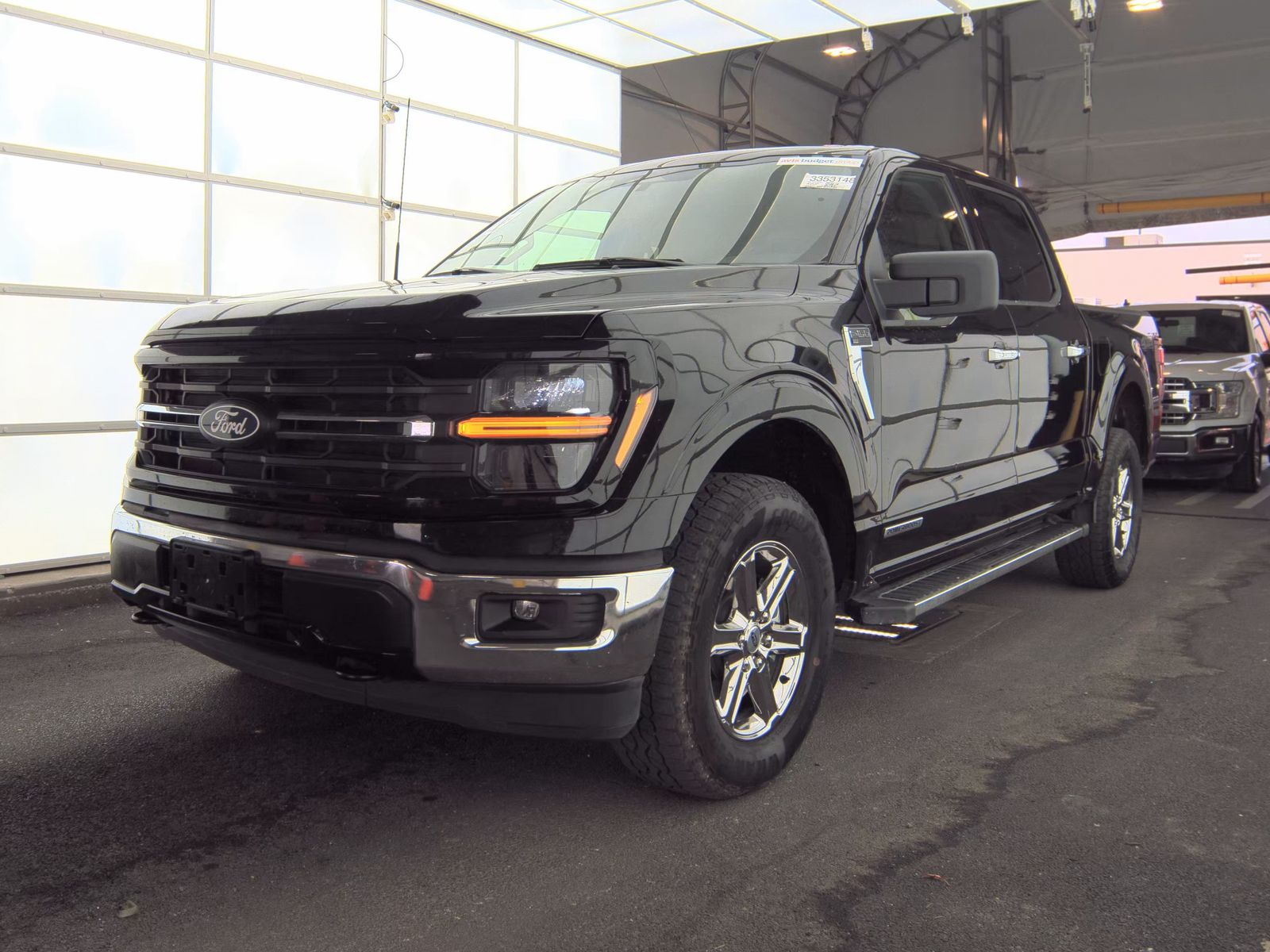 2025 Ford F-150 Hybrid XLT AWD
