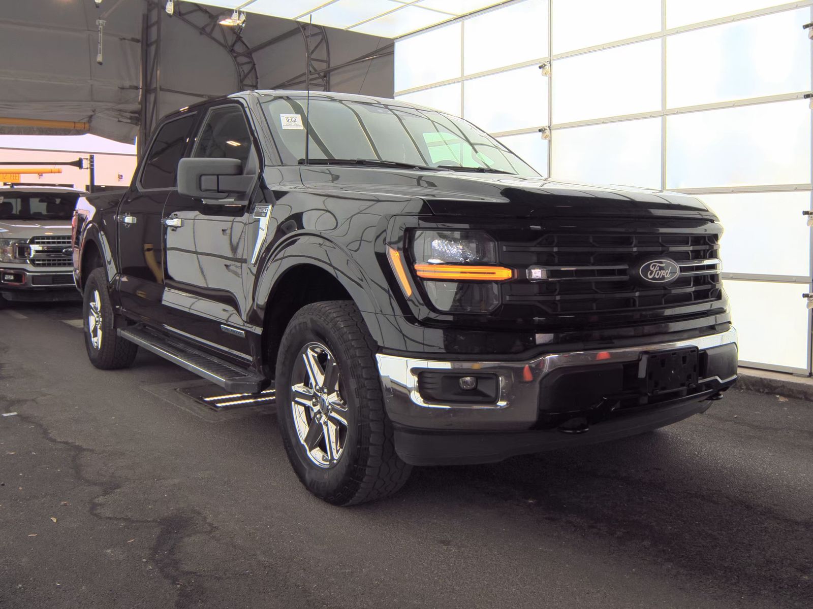 2025 Ford F-150 Hybrid XLT AWD