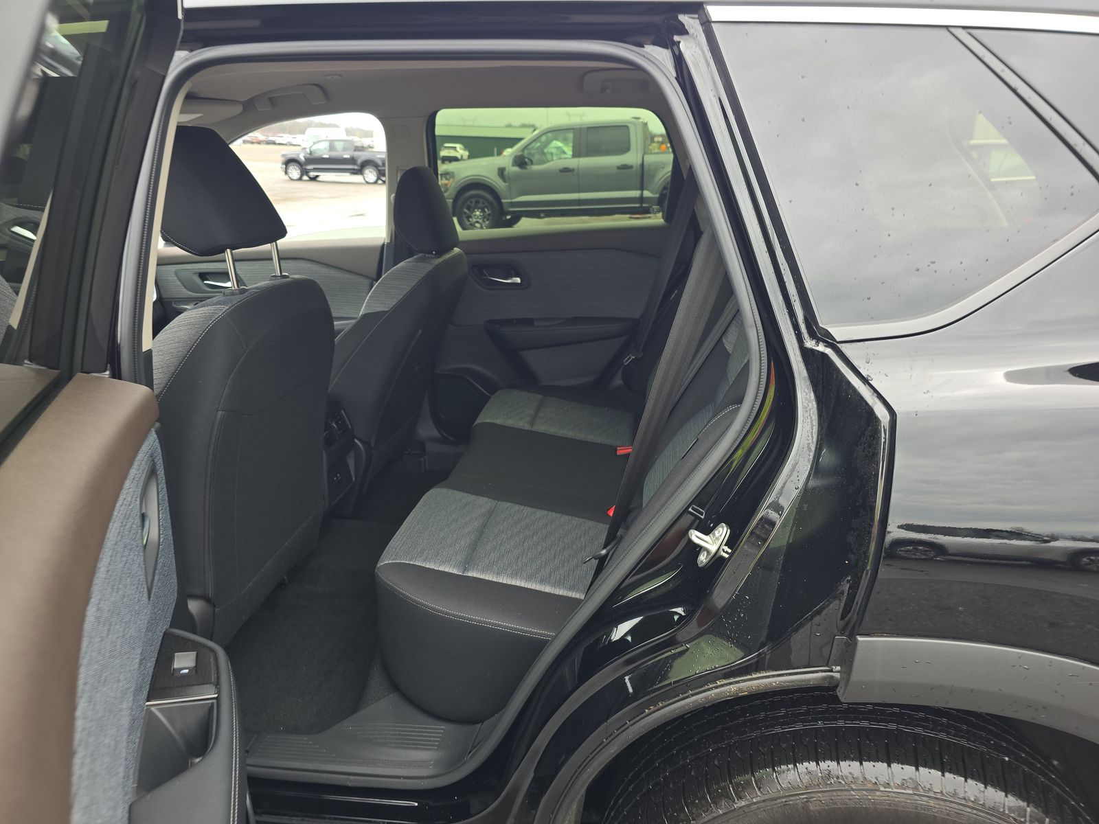 2023 Nissan Rogue SV AWD