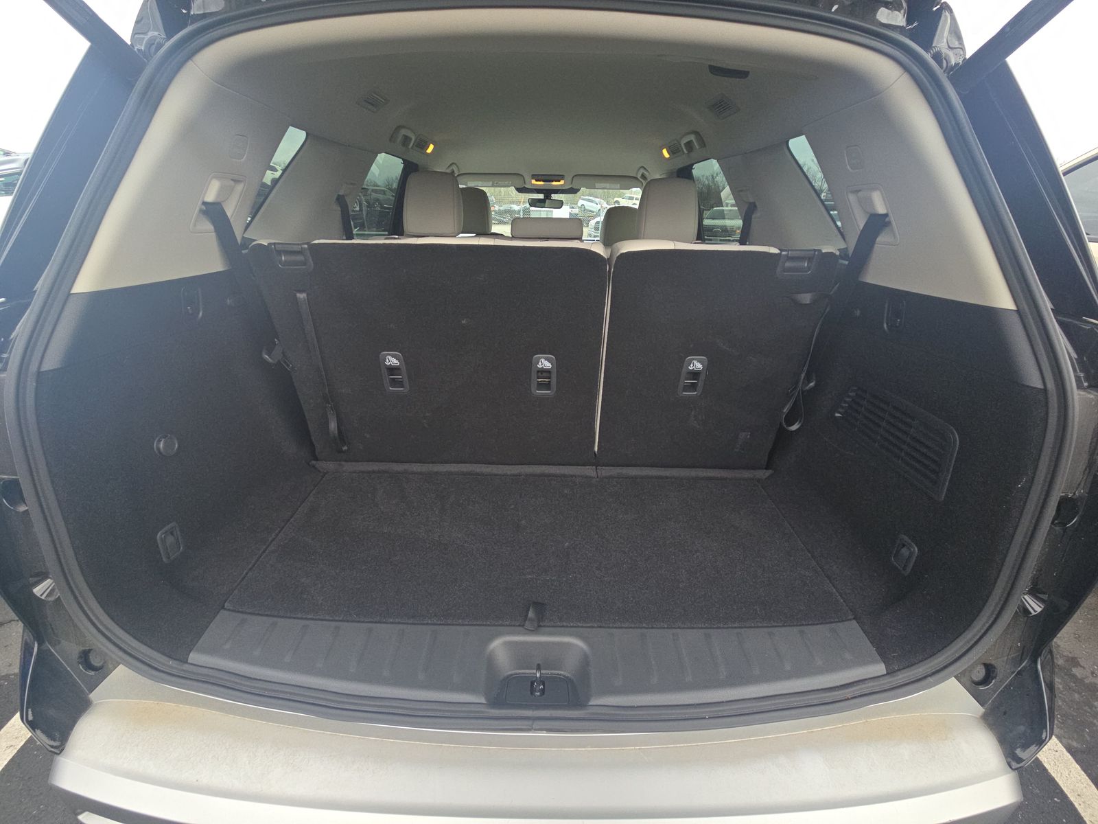 2025 Nissan Pathfinder SL AWD