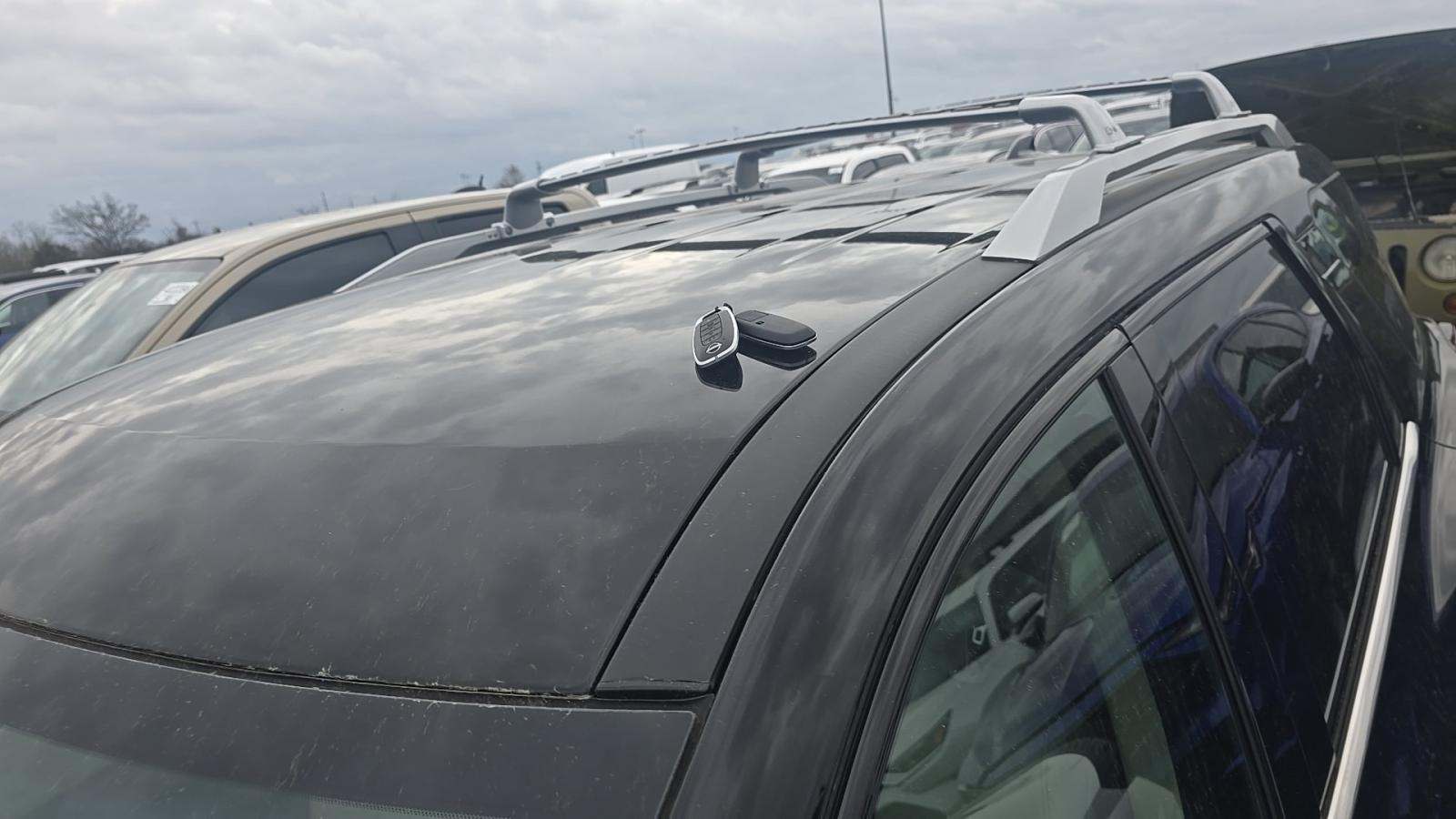 2025 Nissan Pathfinder SL AWD