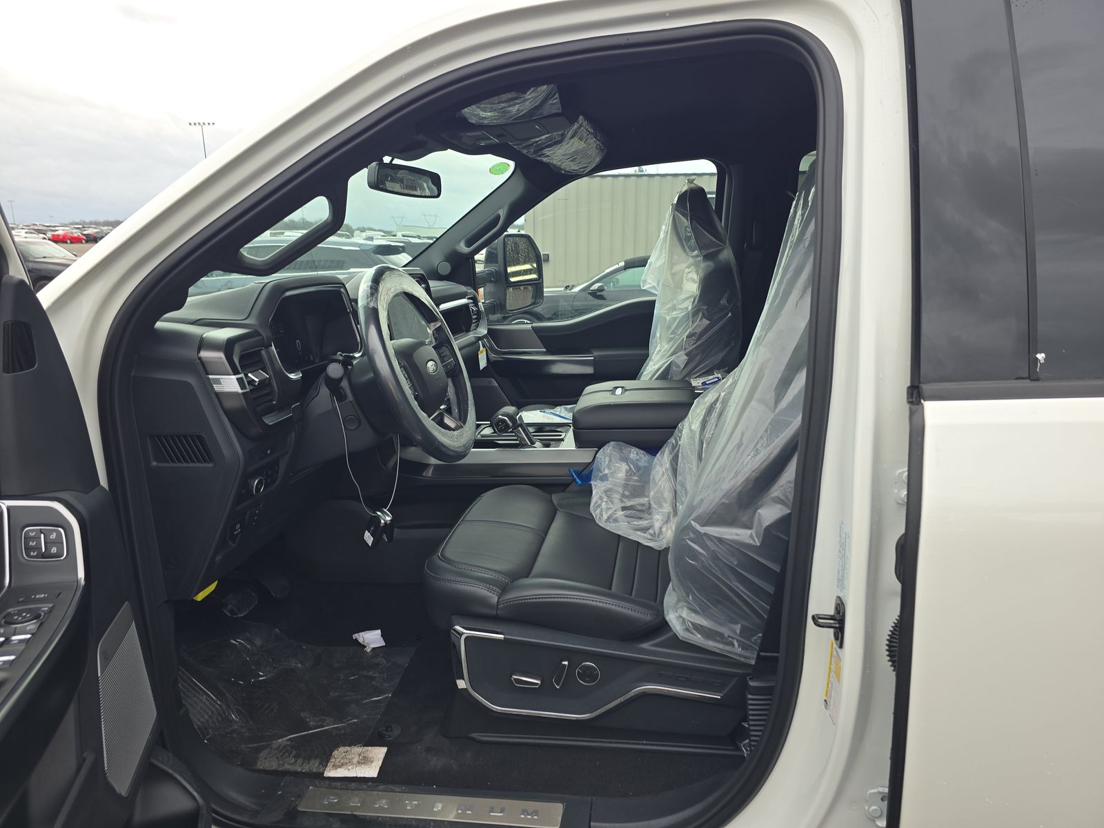 2025 Ford F-150 Platinum AWD