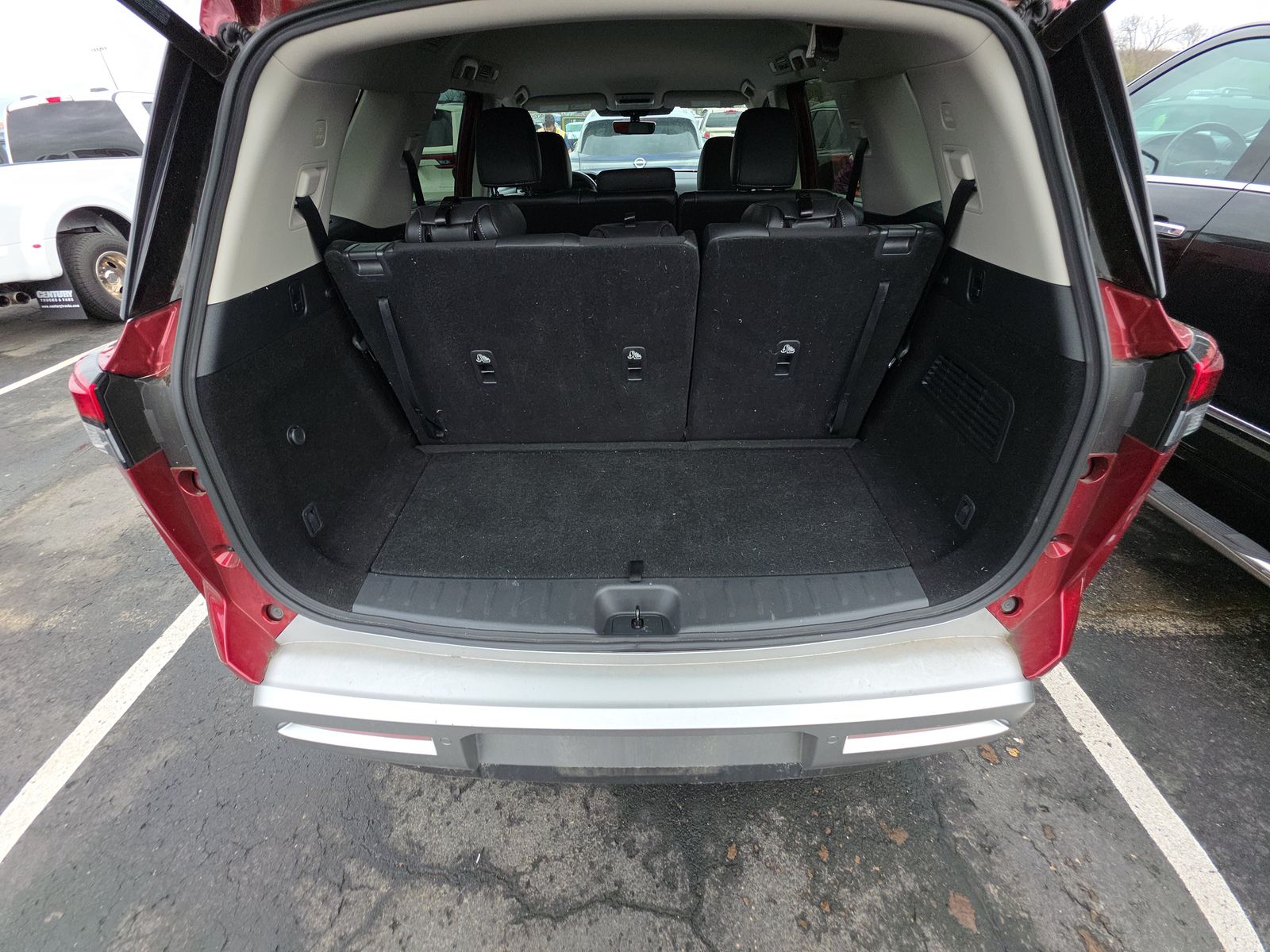 2024 Nissan Pathfinder SL FWD