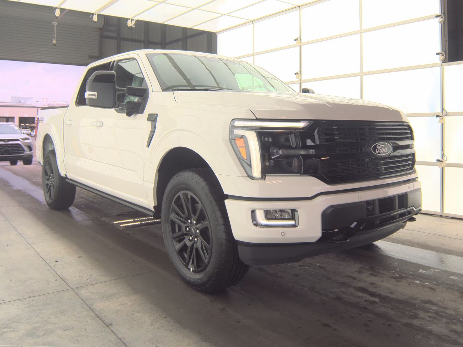 2025 Ford F-150 Platinum AWD