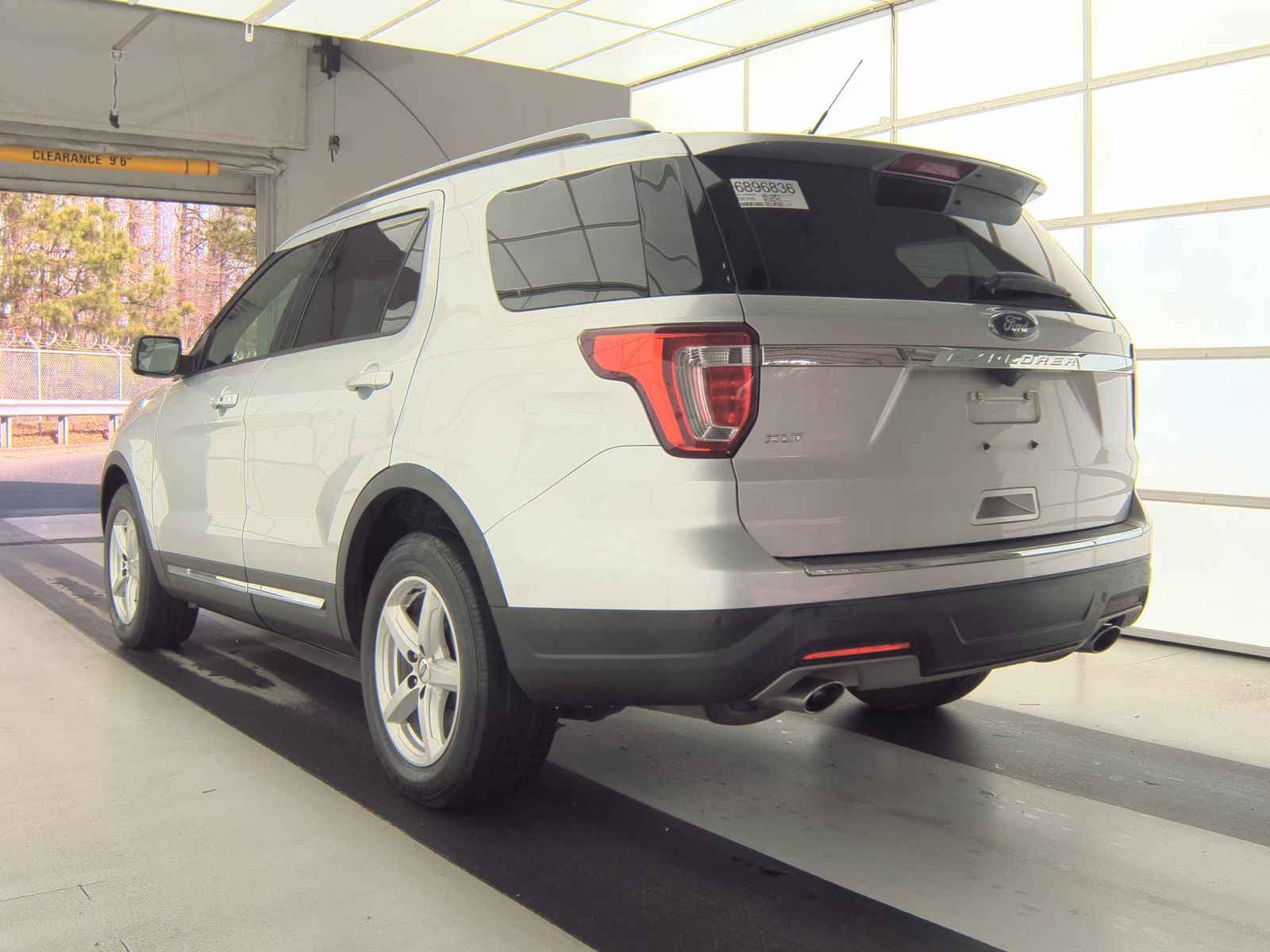 2018 Ford Explorer XLT FWD