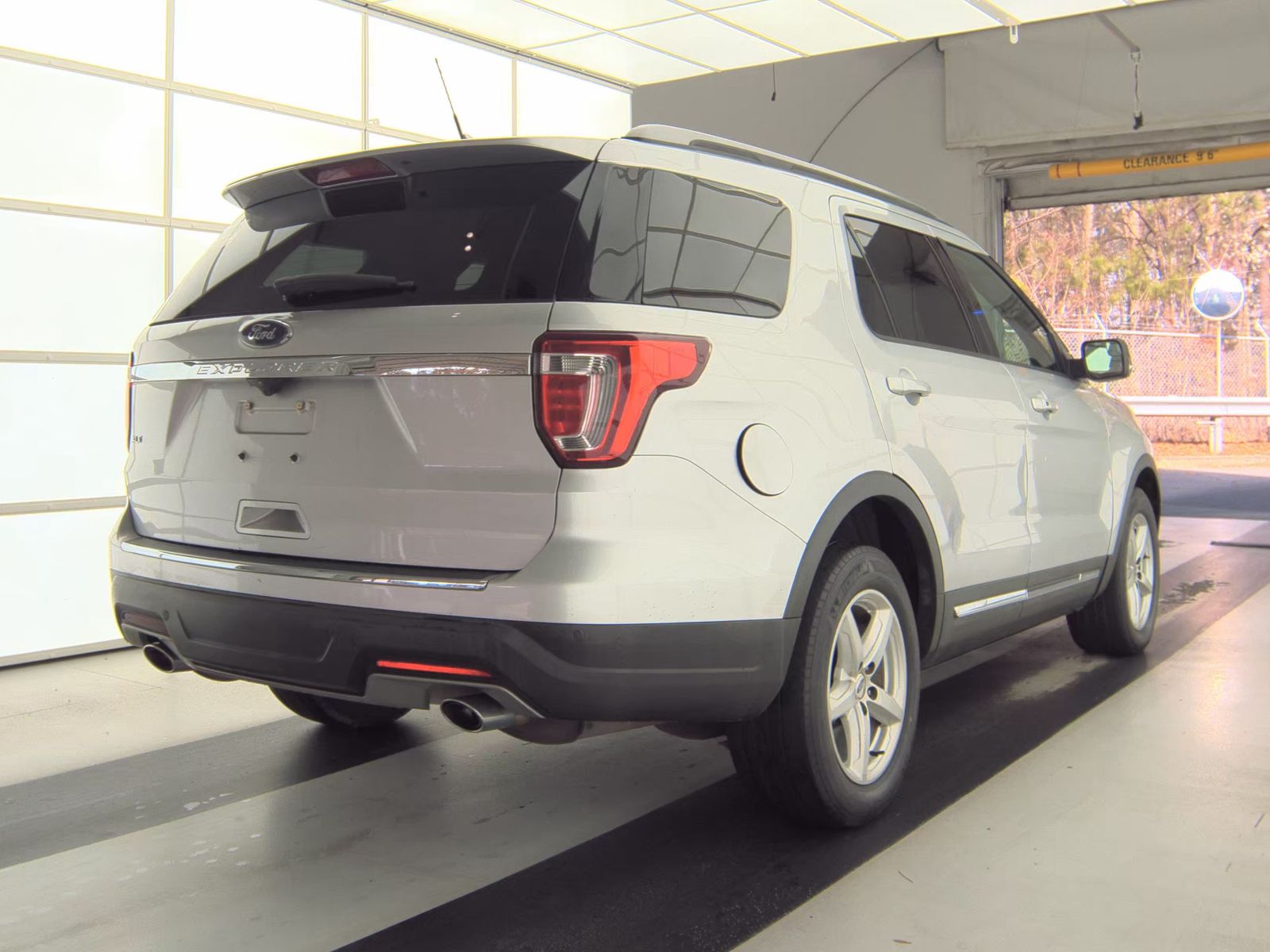 2018 Ford Explorer XLT FWD