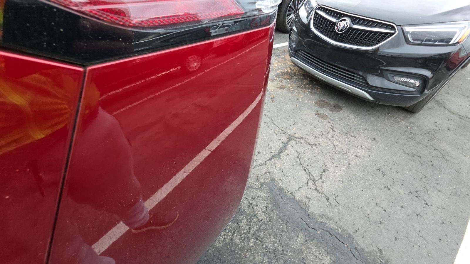 2024 Nissan Pathfinder SL FWD