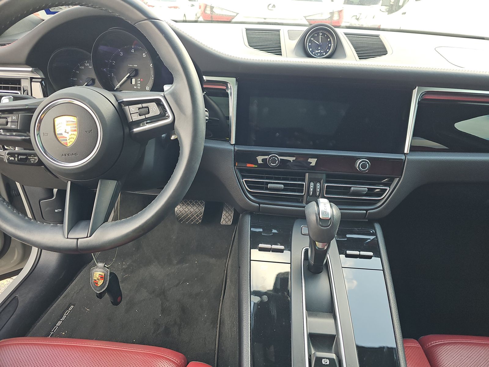 2023 Porsche Macan Base AWD