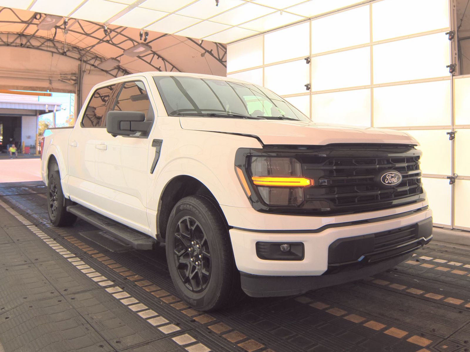 2024 Ford F-150 XLT RWD