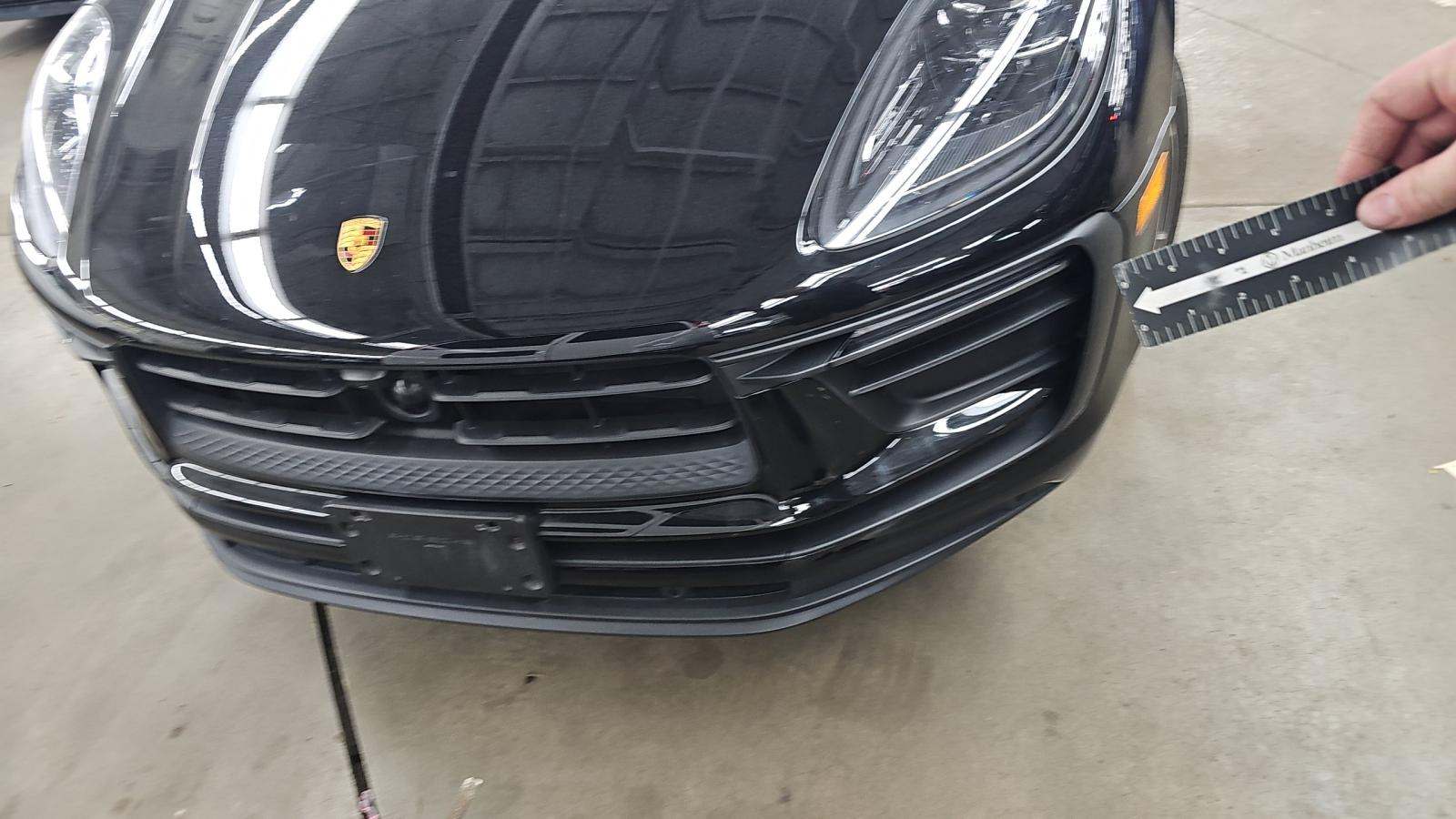 2022 Porsche Macan Base AWD