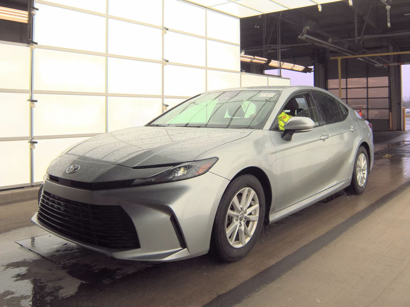 2025 Toyota Camry LE FWD