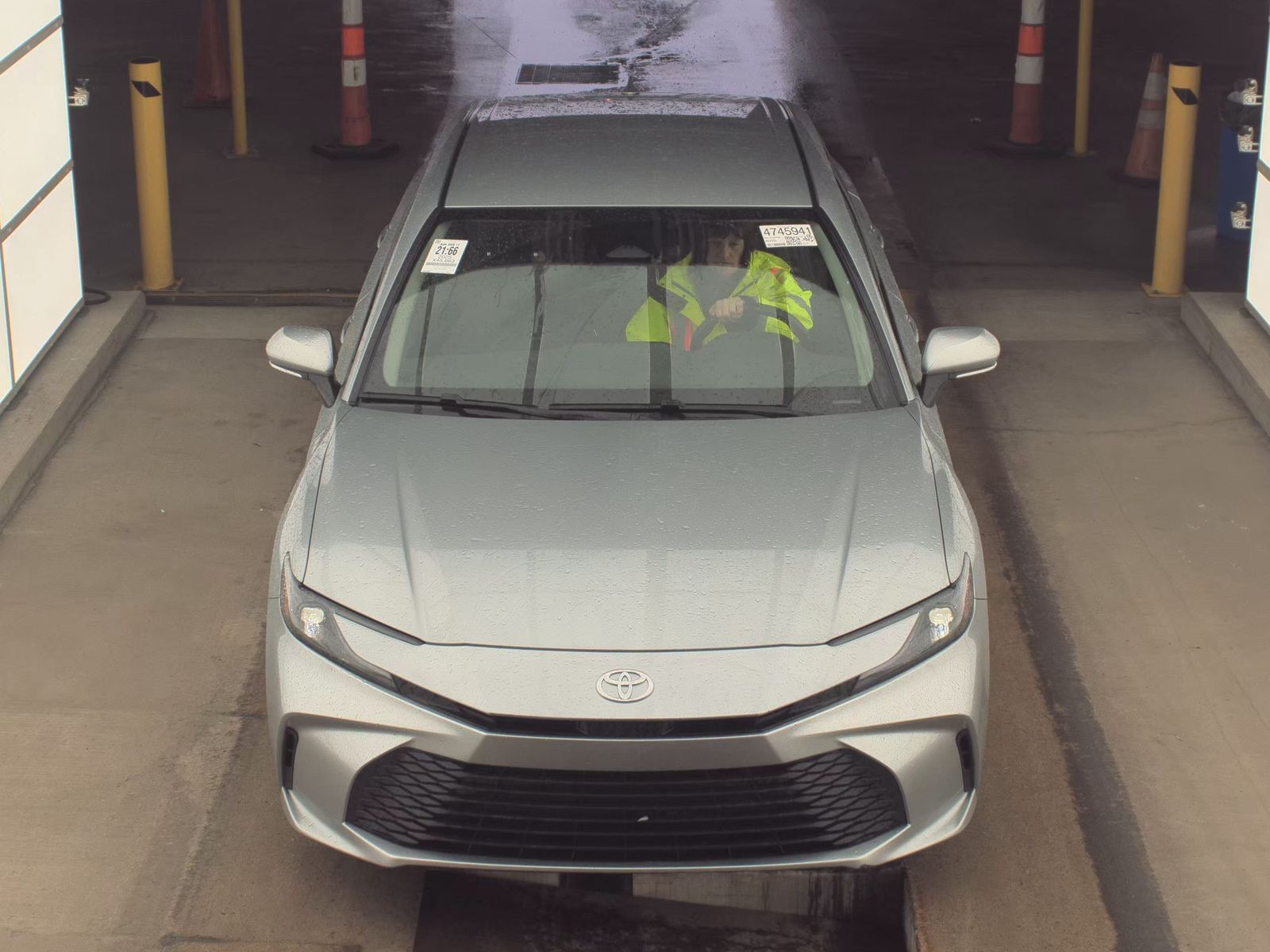 2025 Toyota Camry LE FWD