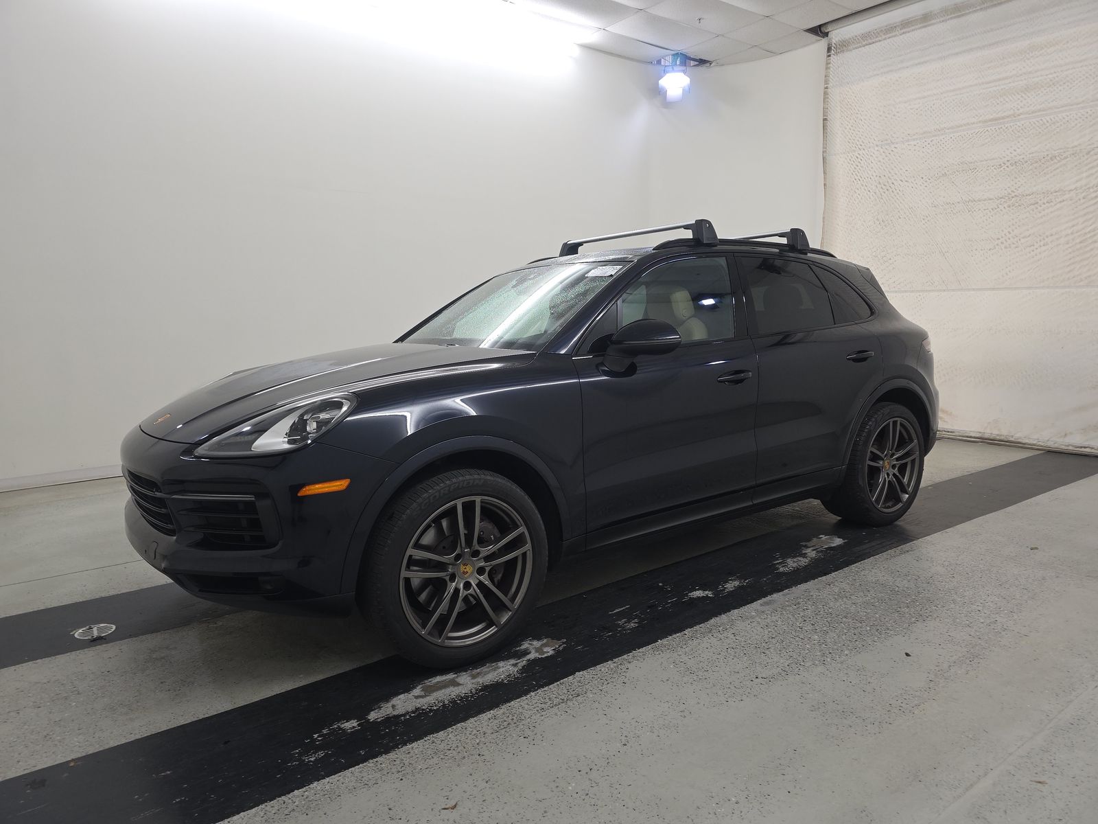 PORSCHE CAYENNE - 1