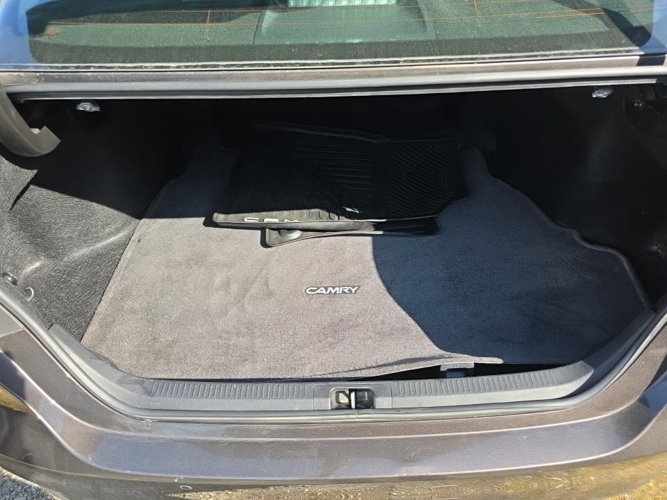 2019 Toyota Camry XLE FWD