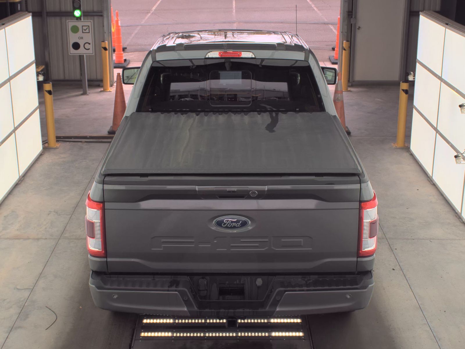 2023 Ford F-150 Hybrid Lariat AWD