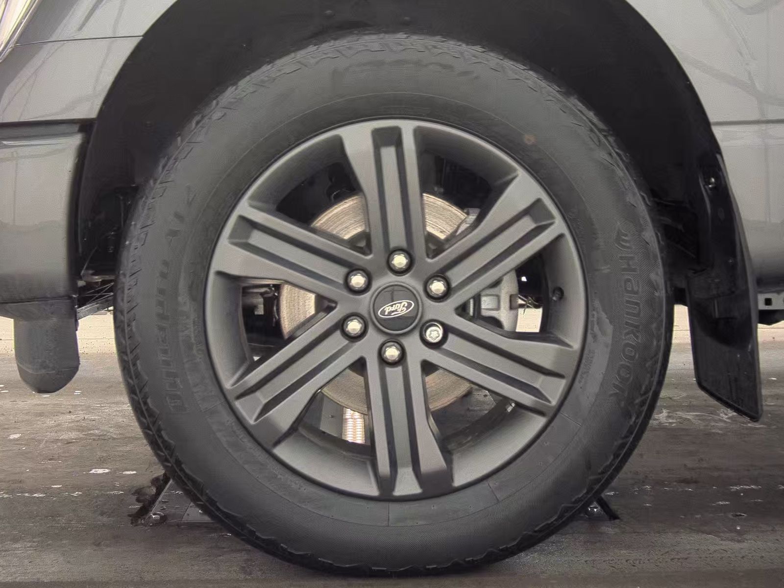 2023 Ford F-150 Hybrid Lariat AWD