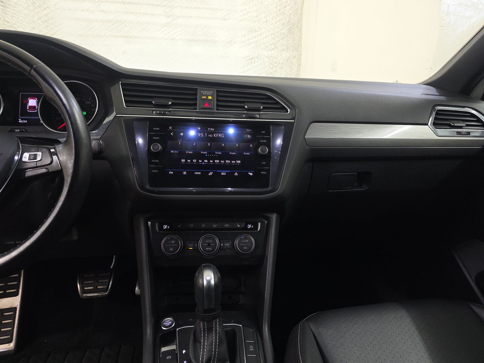 2021 Volkswagen Tiguan 2.0T SE R-Line Black FWD