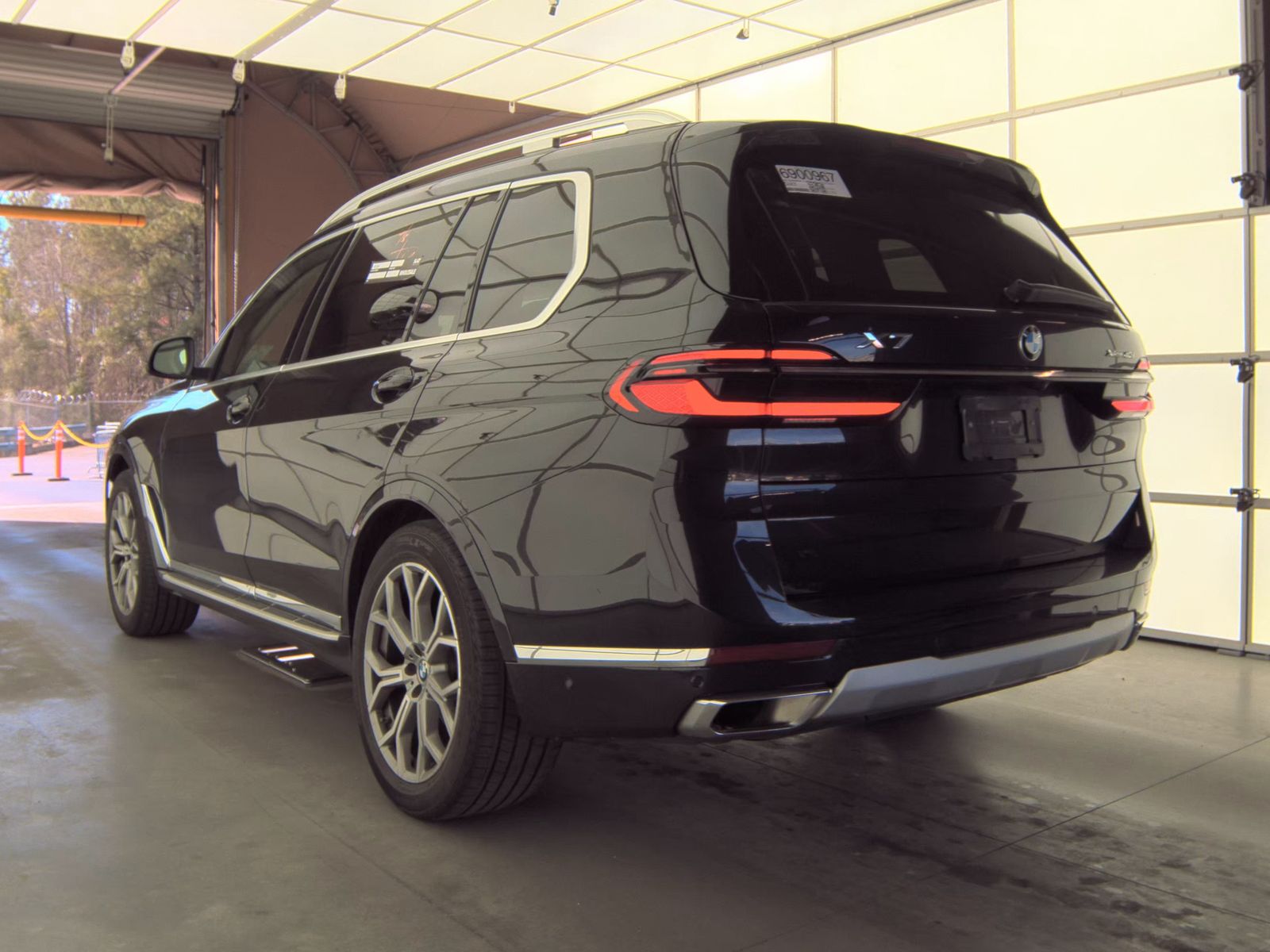2025 BMW X7 xDrive40i AWD