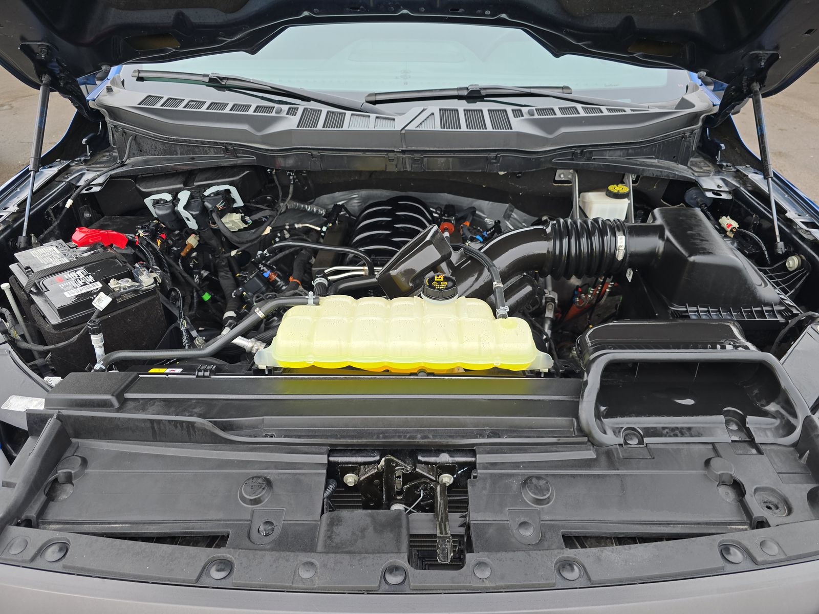 2023 Ford F-150 XL AWD