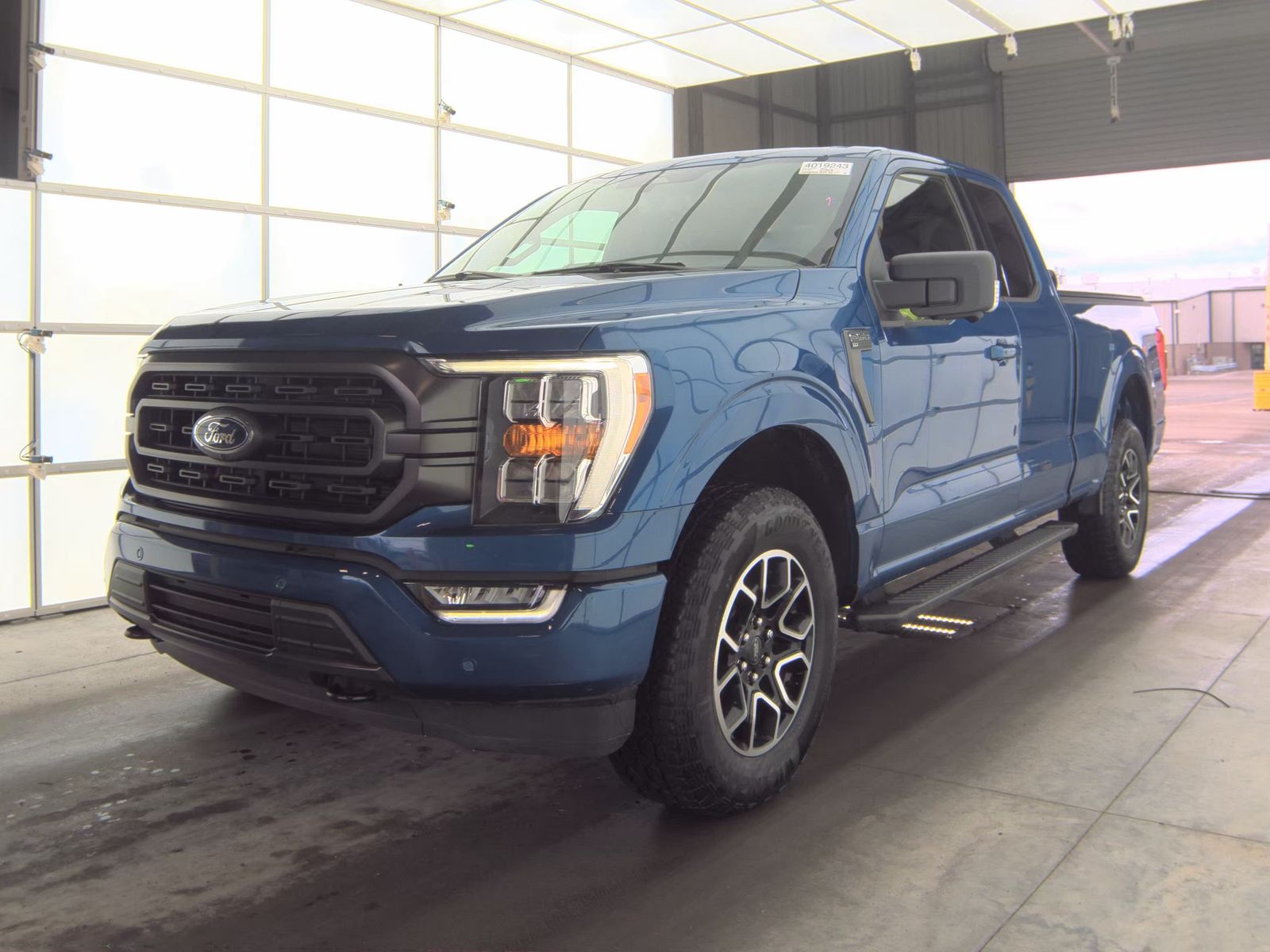 2023 Ford F-150 XL AWD