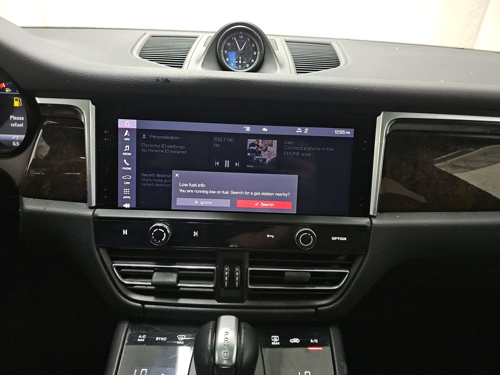 2022 Porsche Macan Base AWD