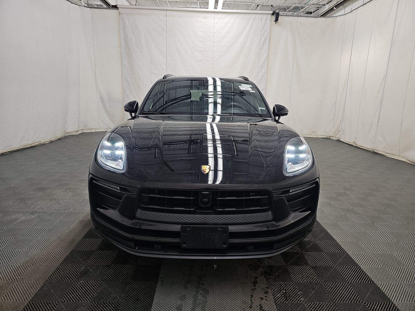 2022 Porsche Macan Base AWD