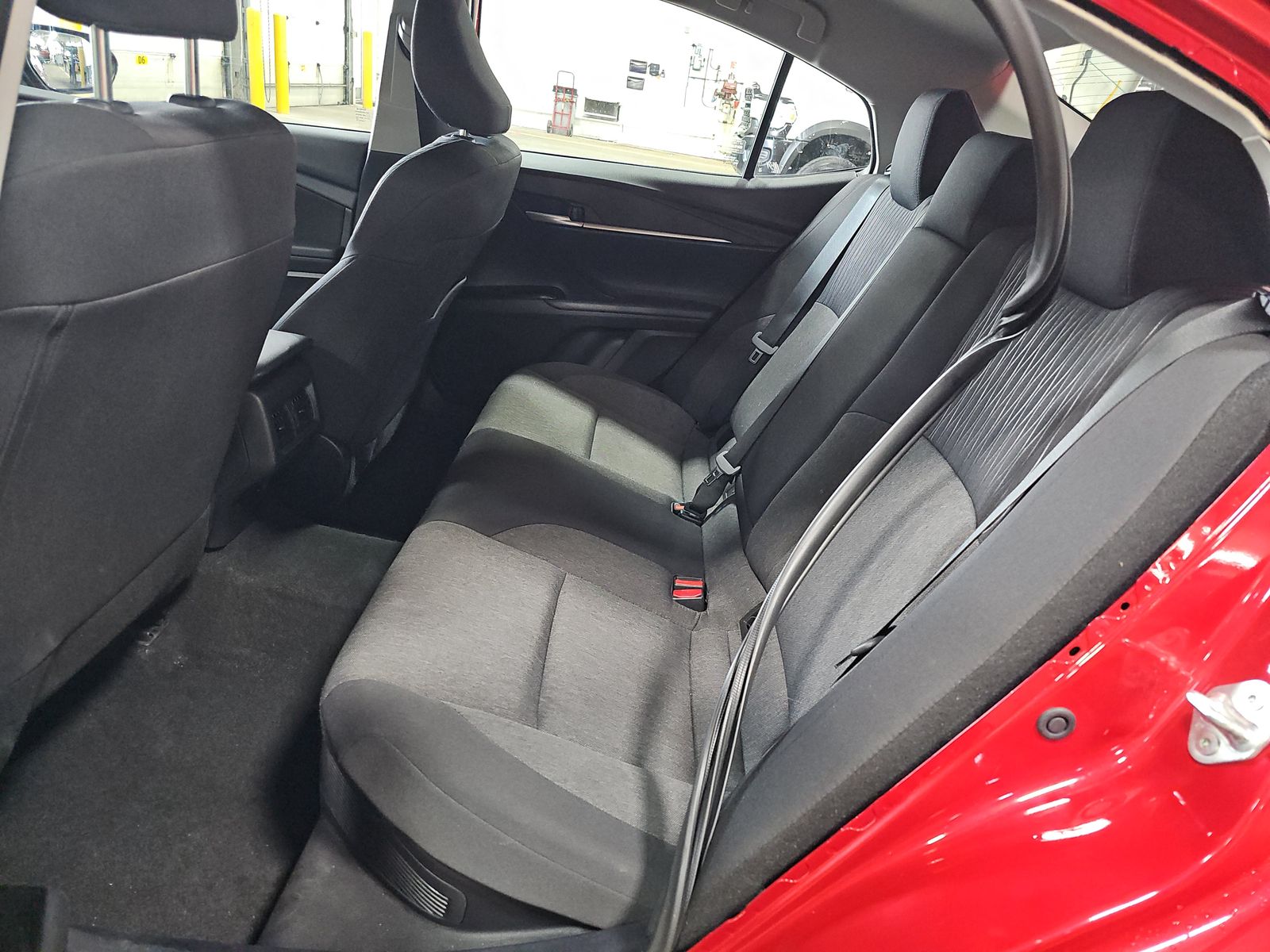 2025 Toyota Camry SE FWD