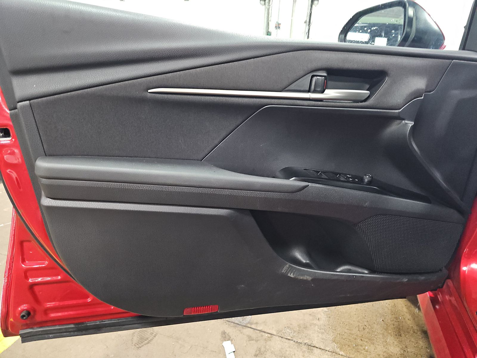 2025 Toyota Camry SE FWD