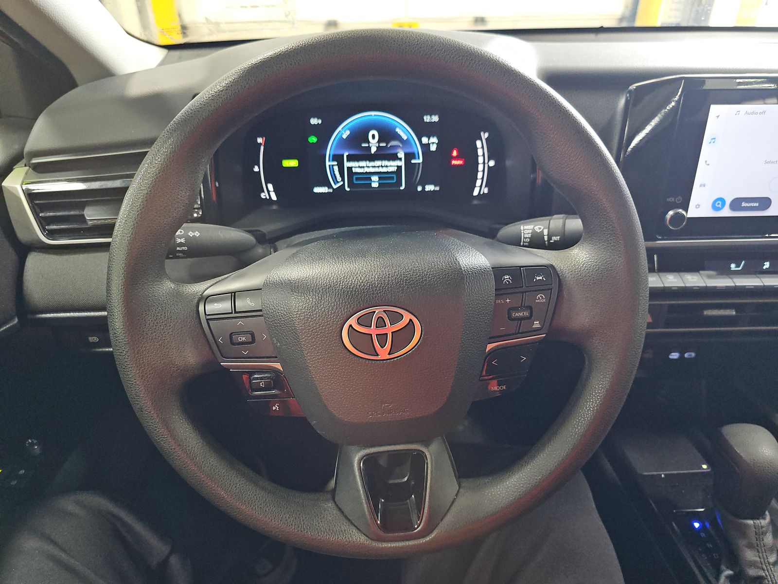 2025 Toyota Camry SE FWD