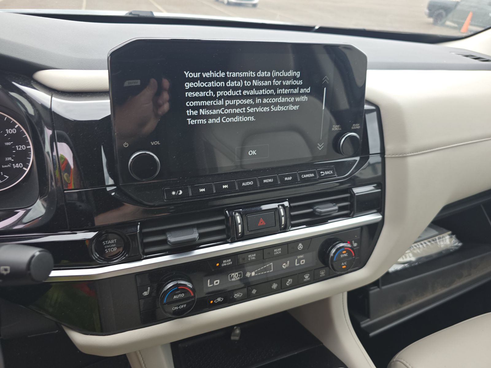 2025 Nissan Pathfinder SL AWD