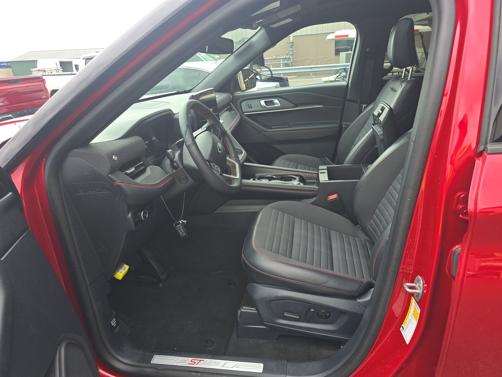 2025 Ford Explorer ST-Line AWD